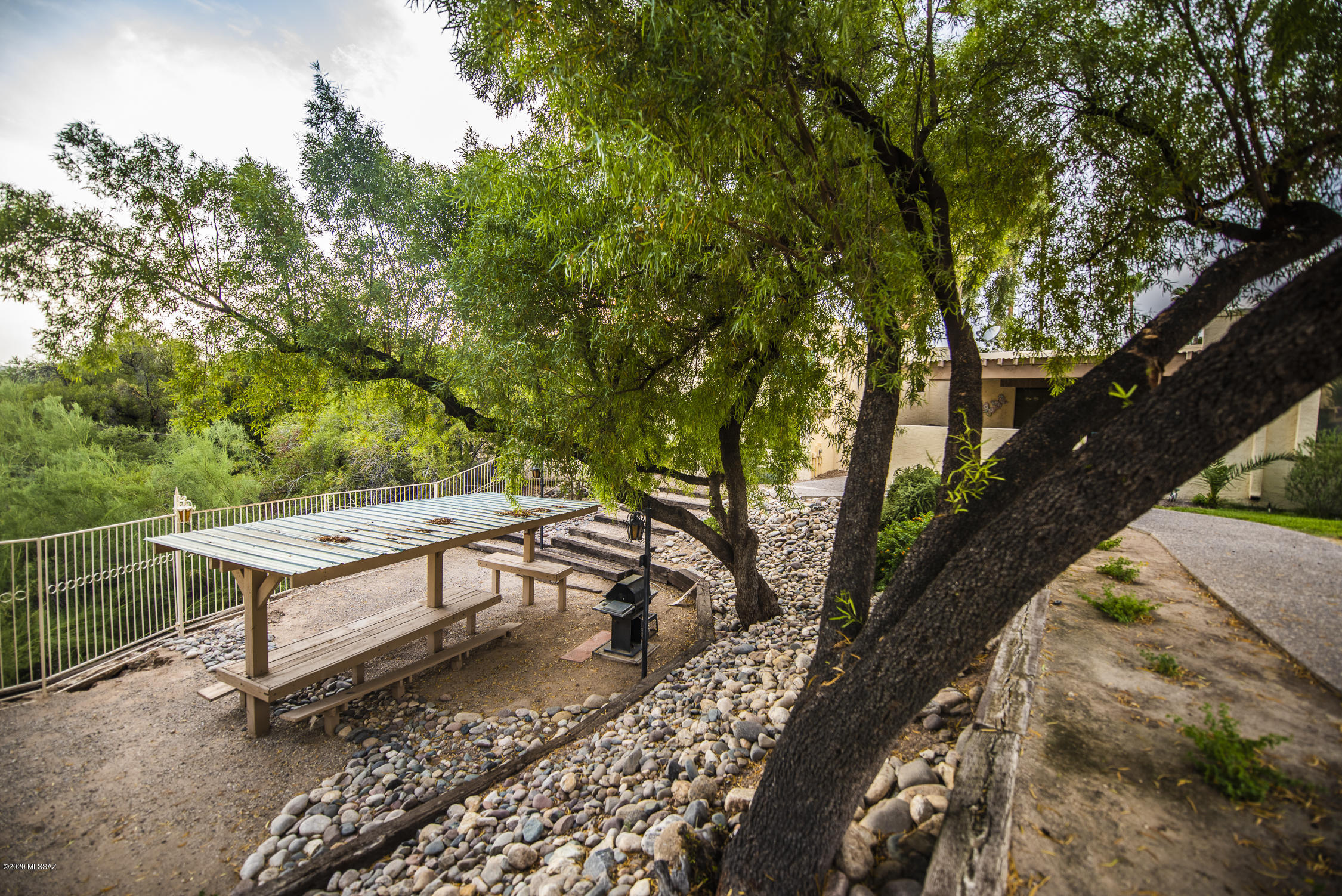 Las Primeras Lomas (1-76) - Residential