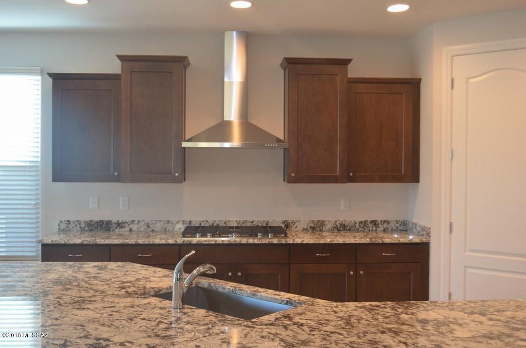 Del Webb at Rancho Del Lago Phase II SQ20112850077 - Residential Lease