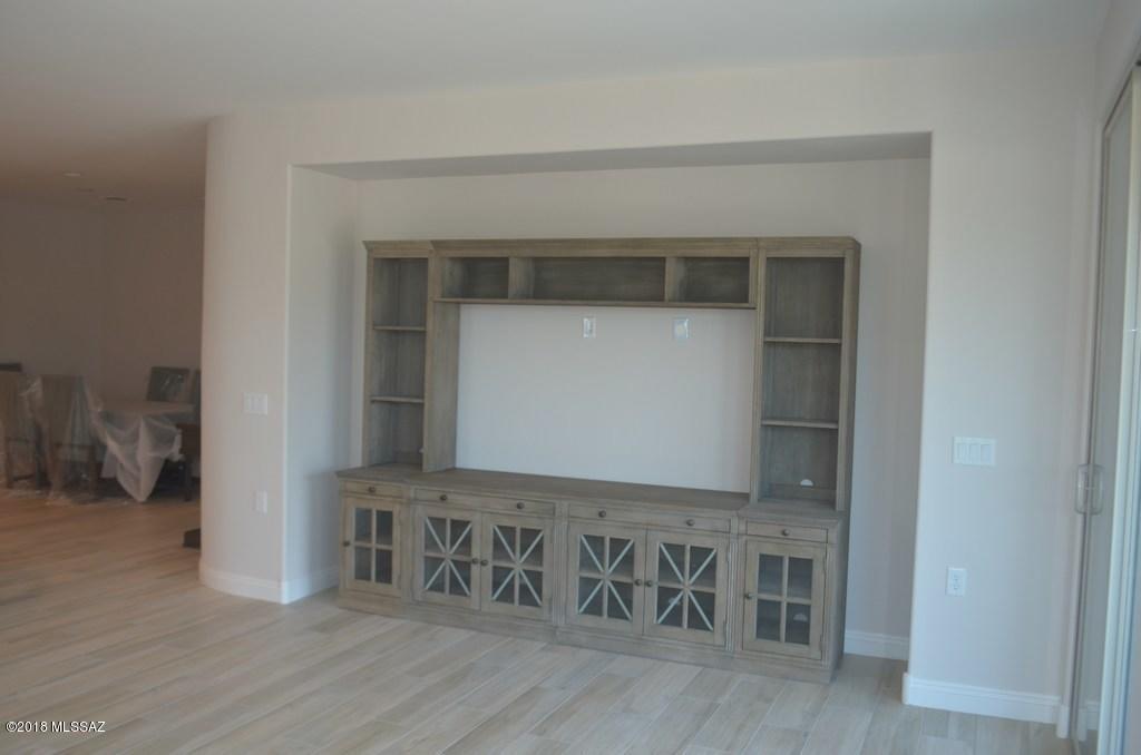 Del Webb at Rancho Del Lago Phase II SQ20112850077 - Residential Lease