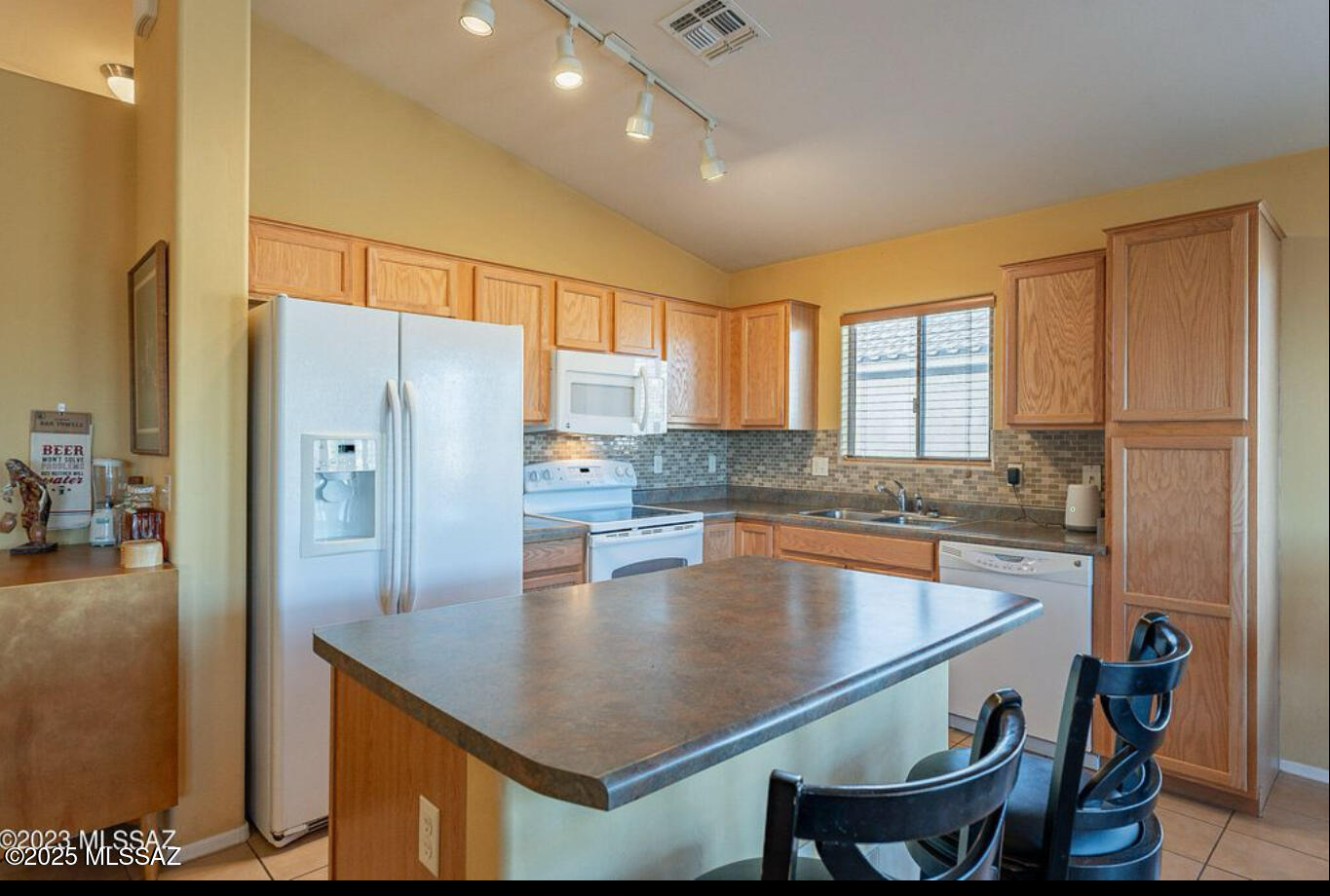 Colonia De Los Alamos (BK1-45) - Residential
