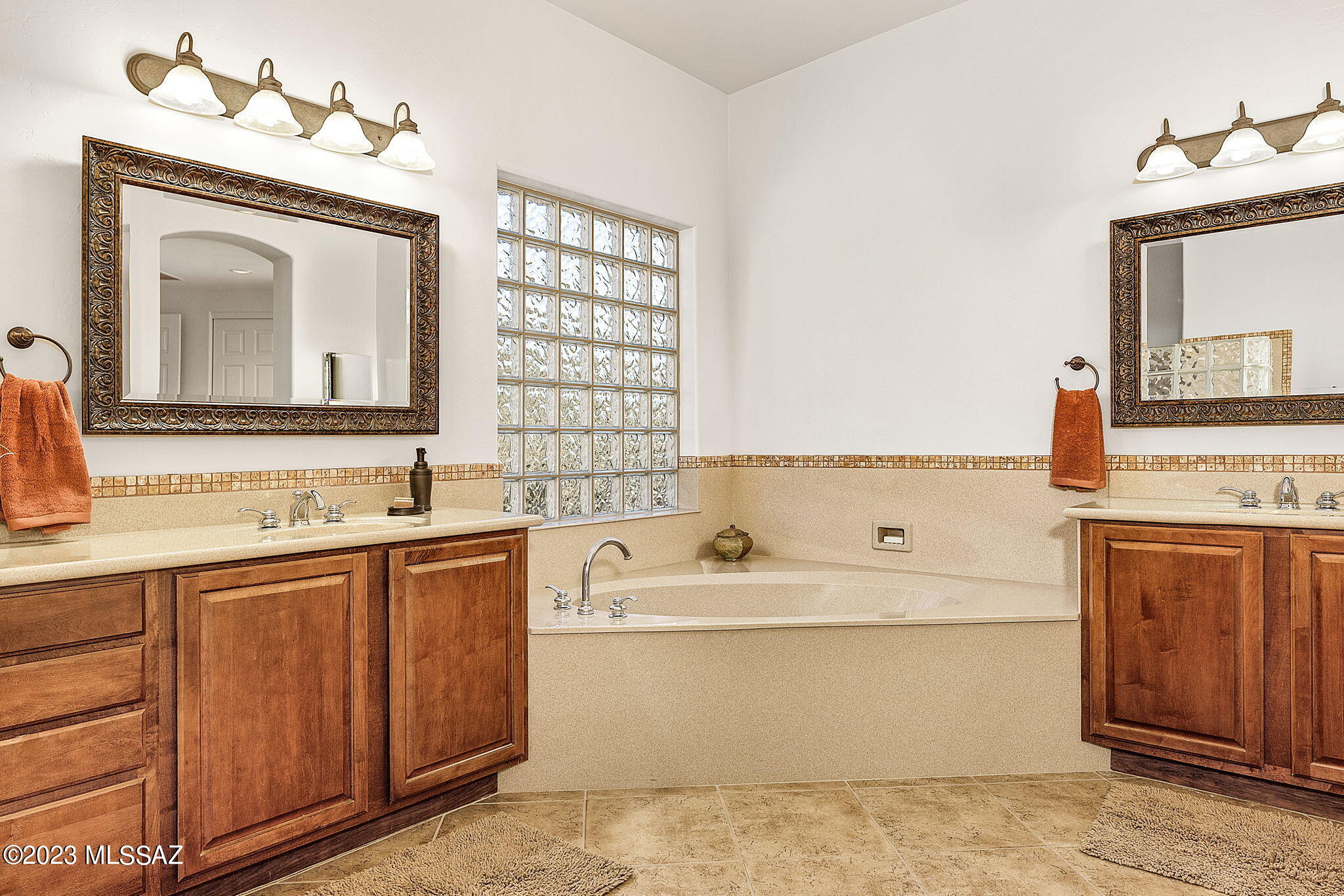 Dos Lagos at Dove Mountain (1-91) - Residential
