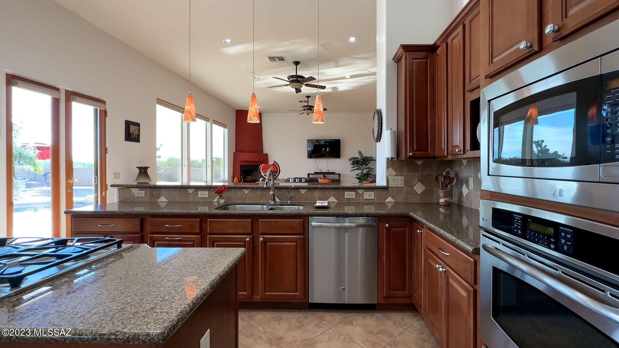 Dos Lagos at Dove Mountain (1-91) - Residential