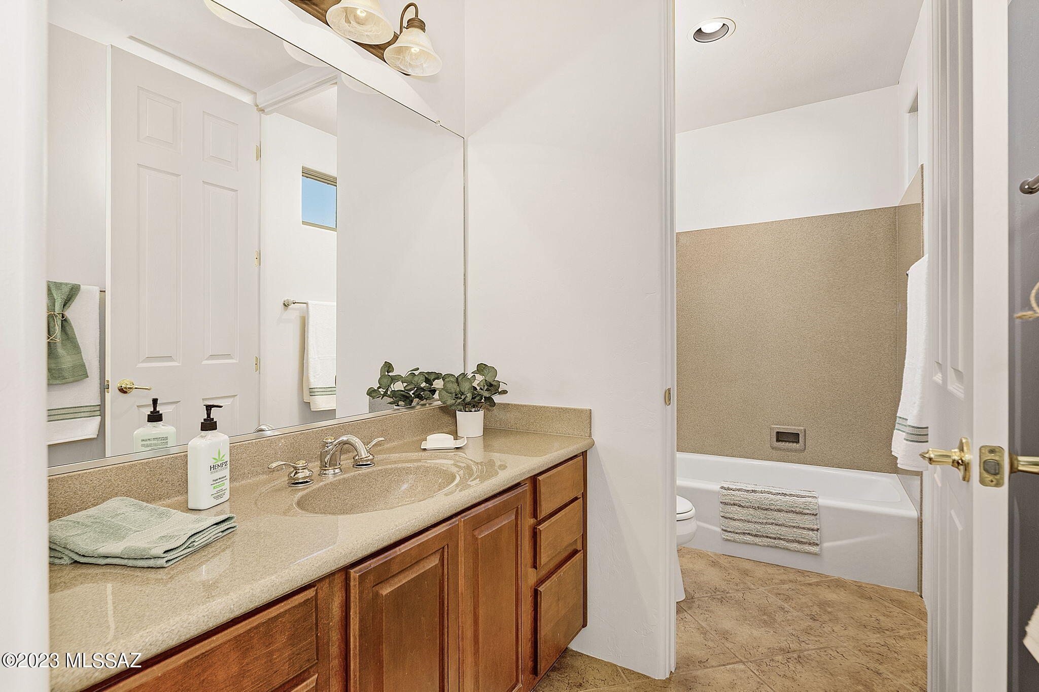 Dos Lagos at Dove Mountain (1-91) - Residential