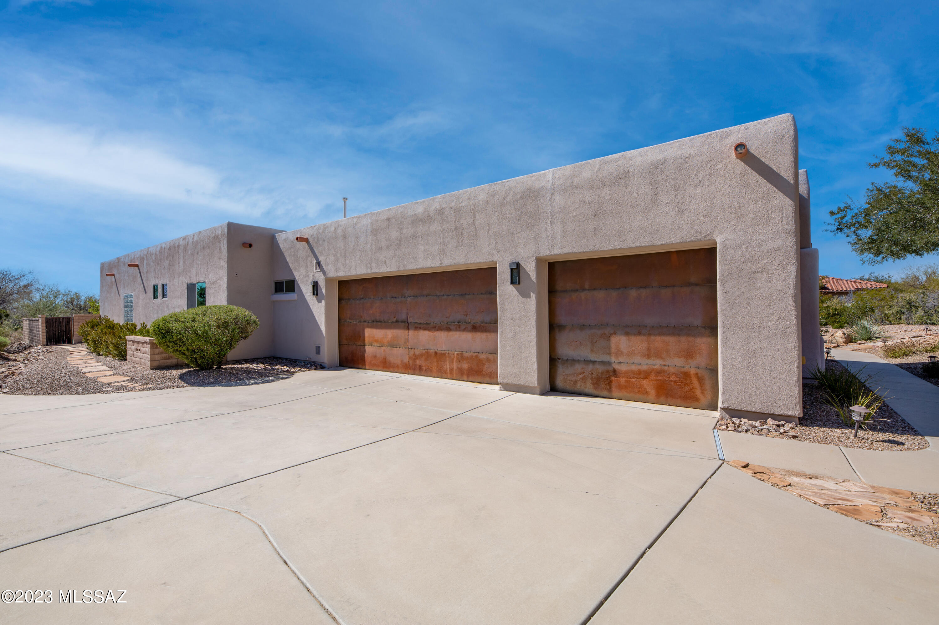 Dos Lagos at Dove Mountain (1-91) - Residential