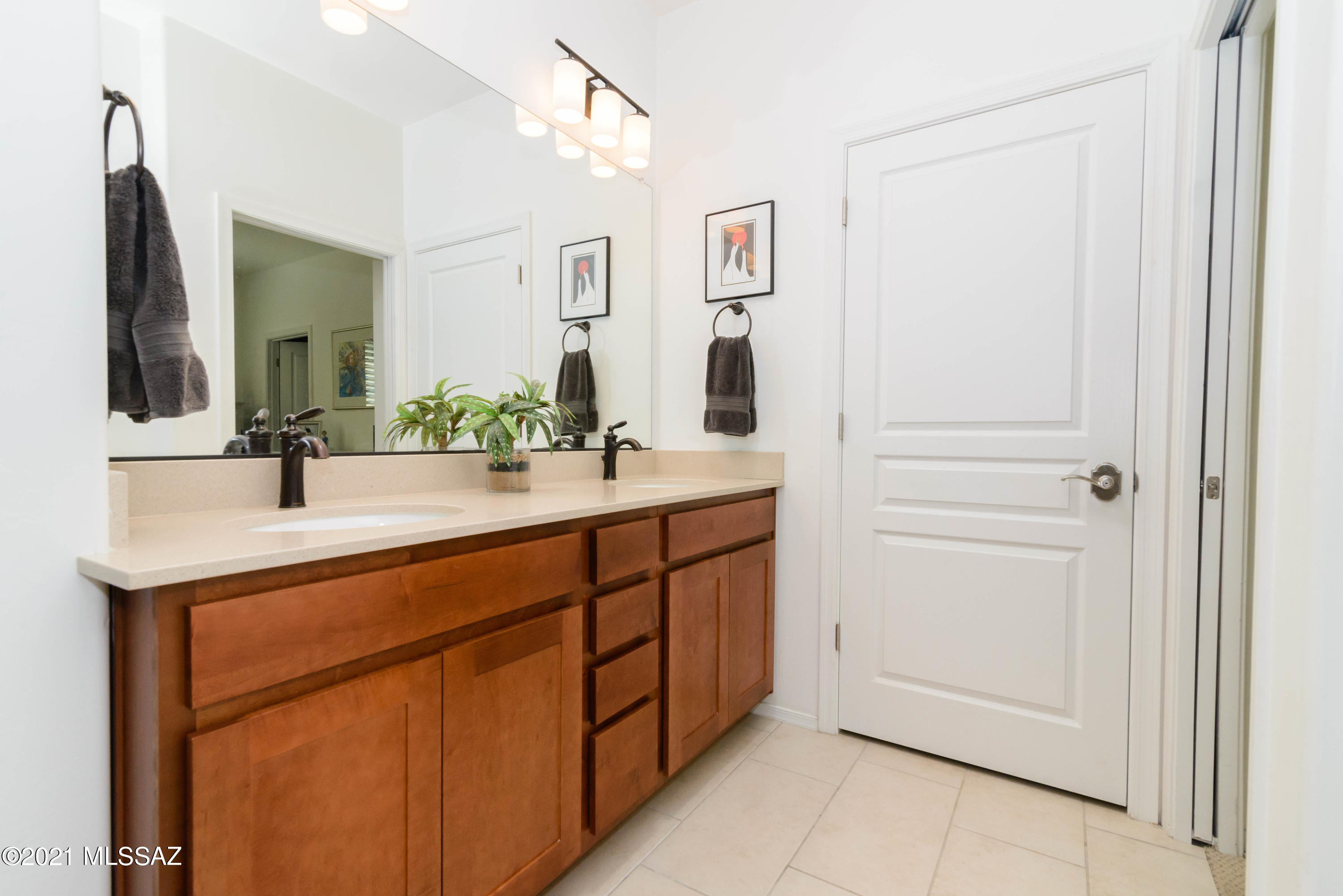 Alamo Crossing - Residential