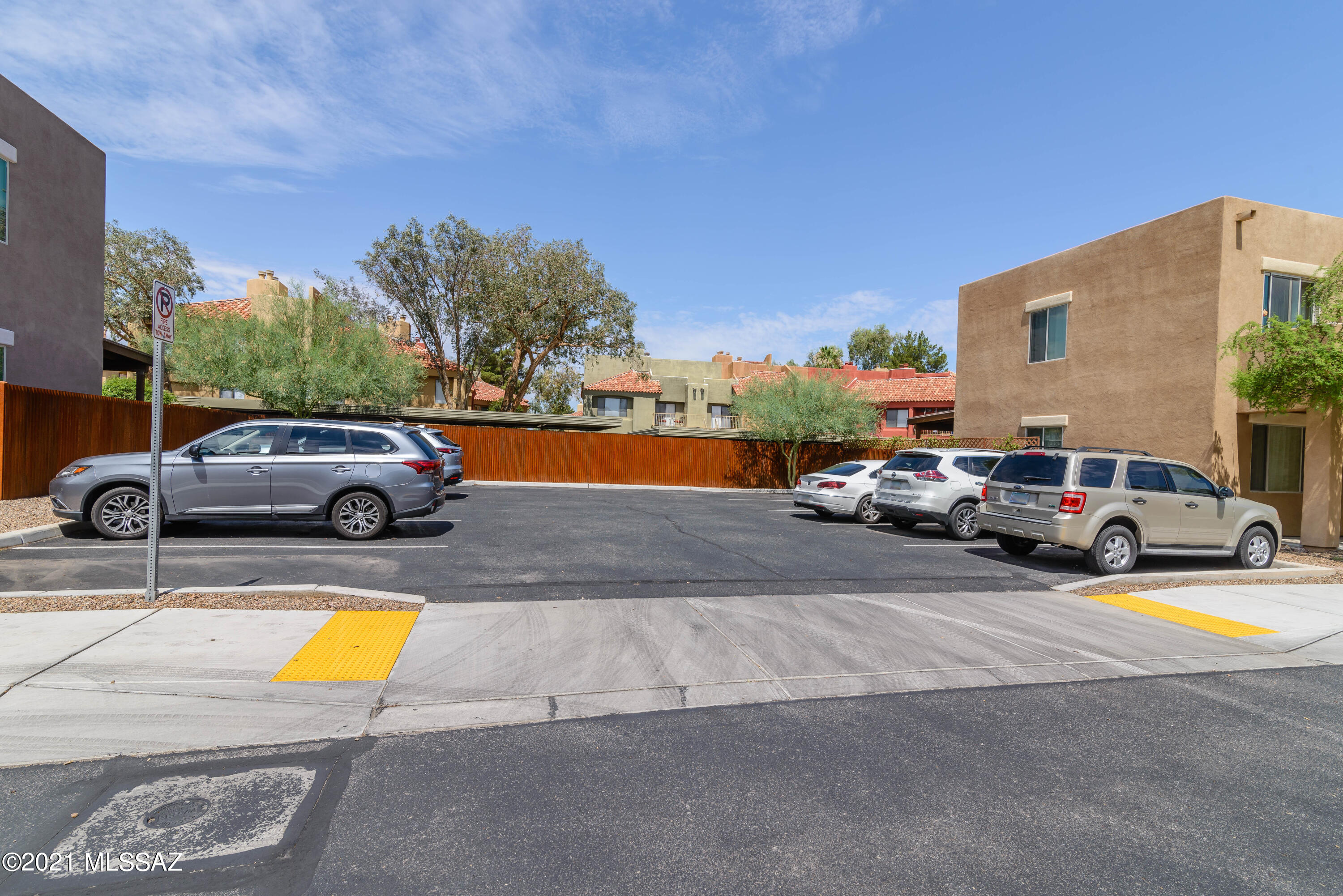 Alamo Crossing - Residential
