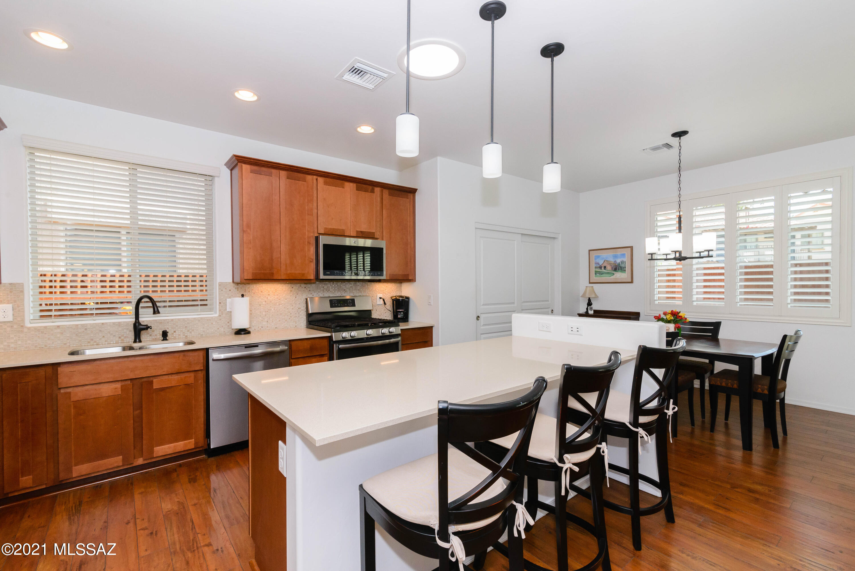 Alamo Crossing - Residential