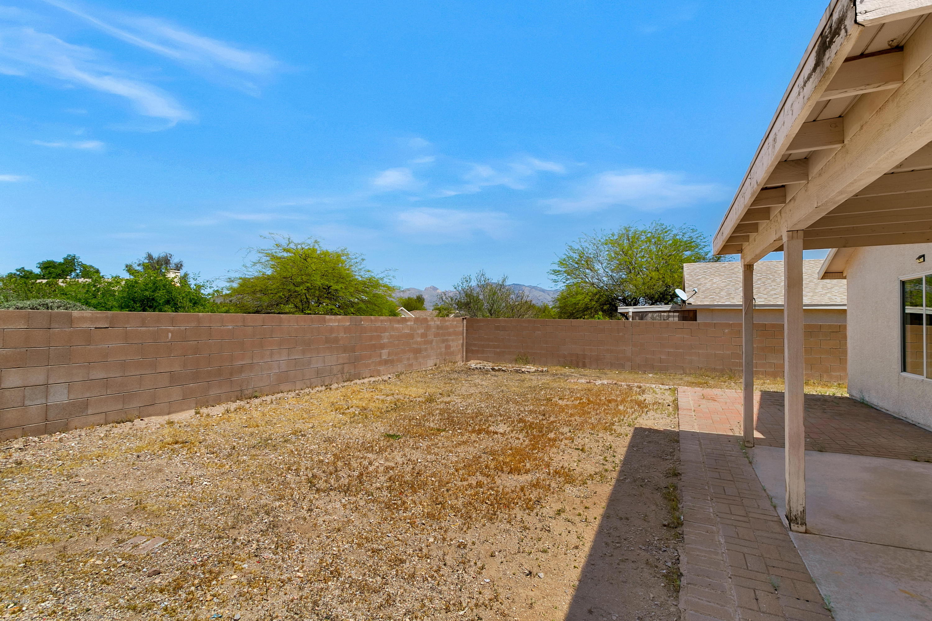 Campana De Plata (1-77) - Residential