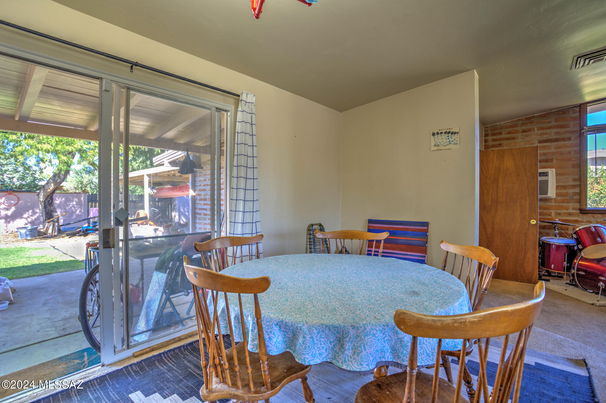 Crest View - Residential