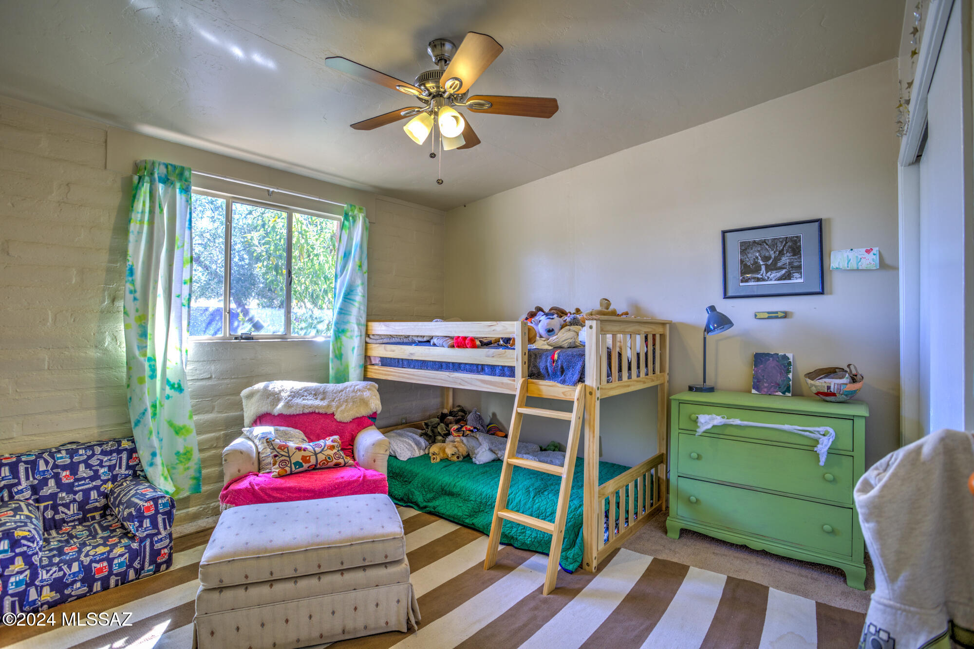 Crest View - Residential