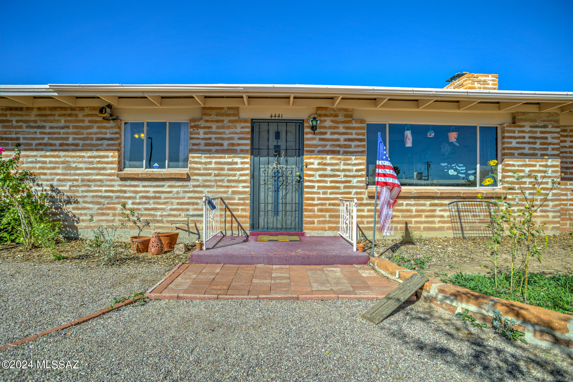 Crest View - Residential