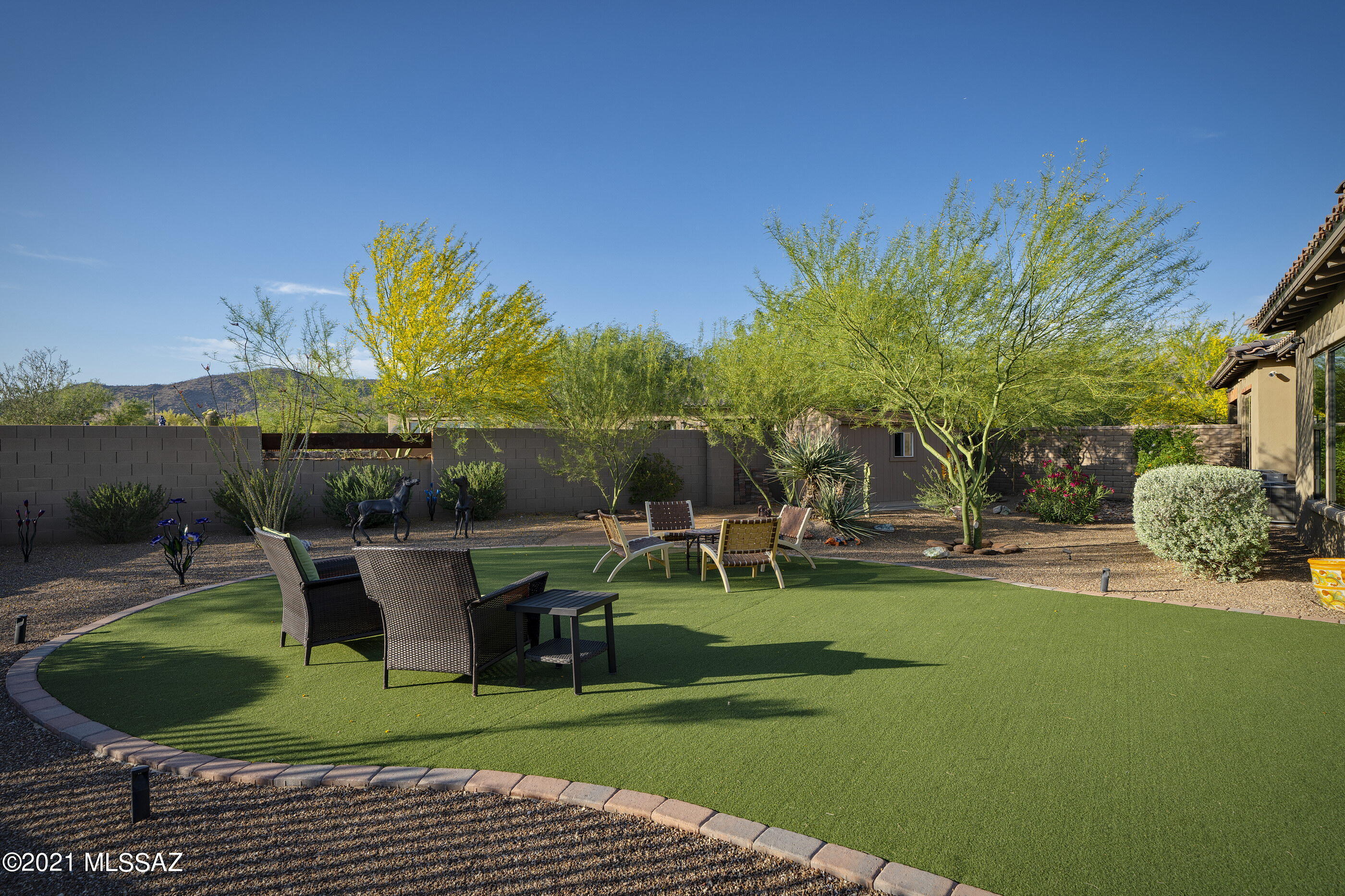 Los Saguaros At Dove Mountain SQ20121640199 - Residential