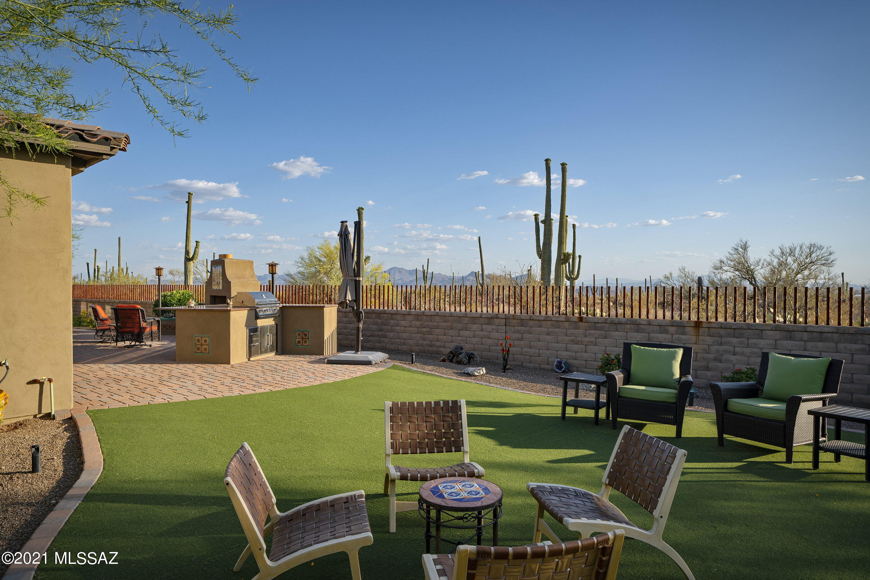 Los Saguaros At Dove Mountain SQ20121640199 - Residential