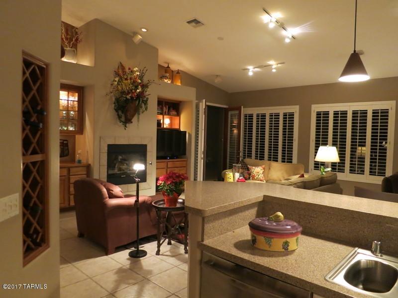 Window Rock At La Reserve - Residential