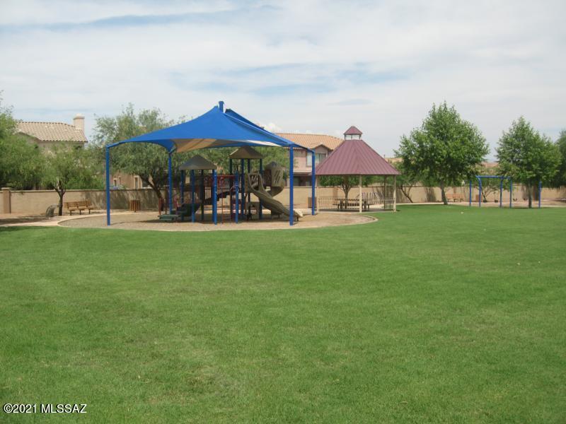 Encanto Del Lago (1-82) - Residential