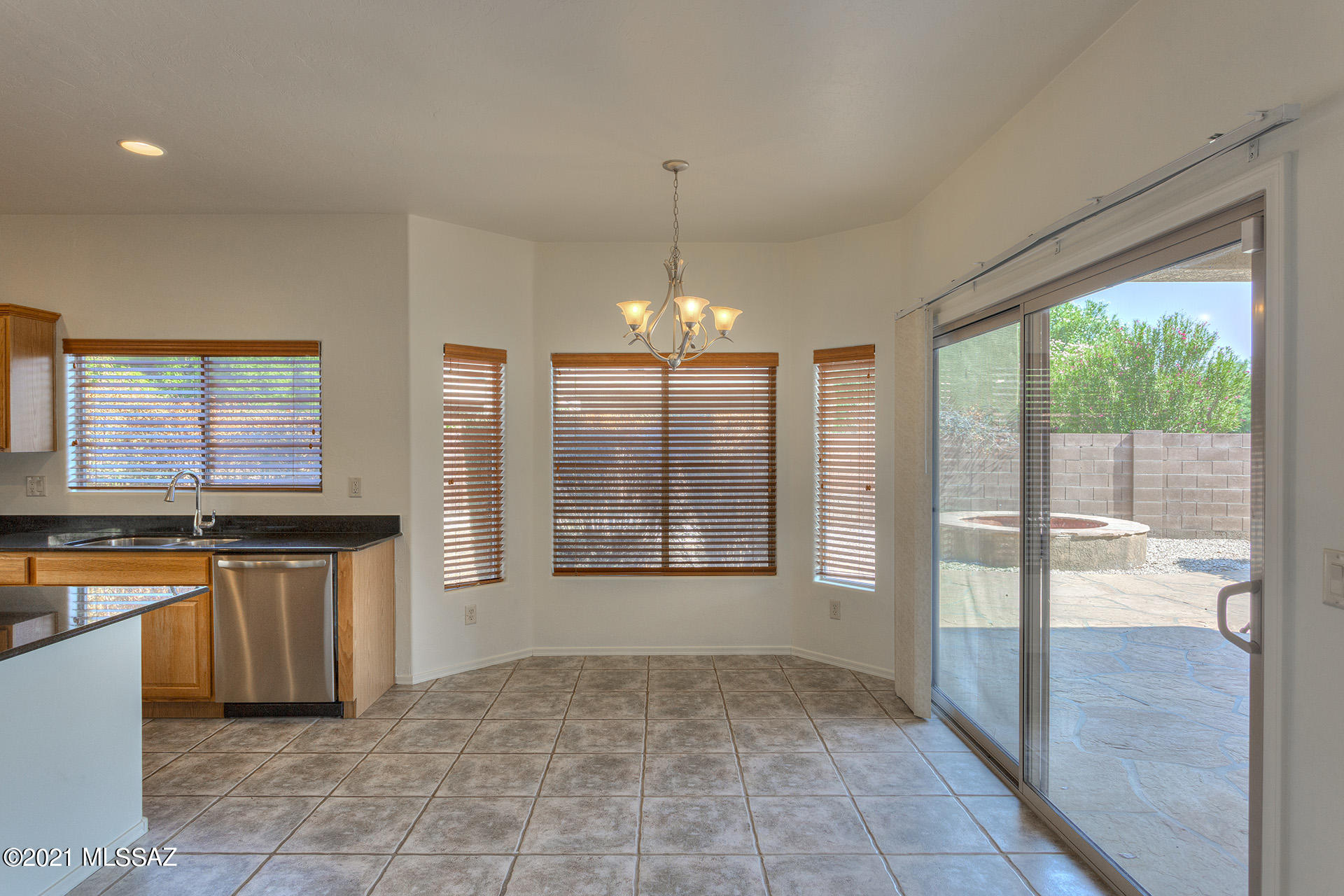 Encanto Del Lago (1-82) - Residential
