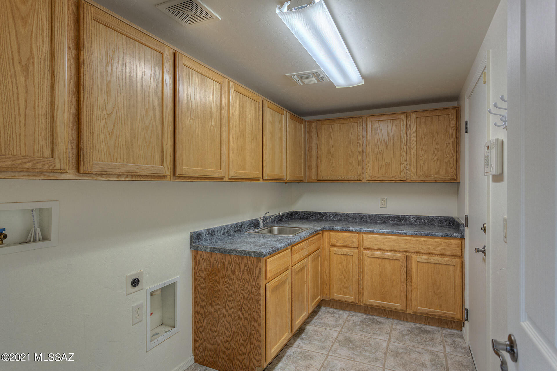 Encanto Del Lago (1-82) - Residential