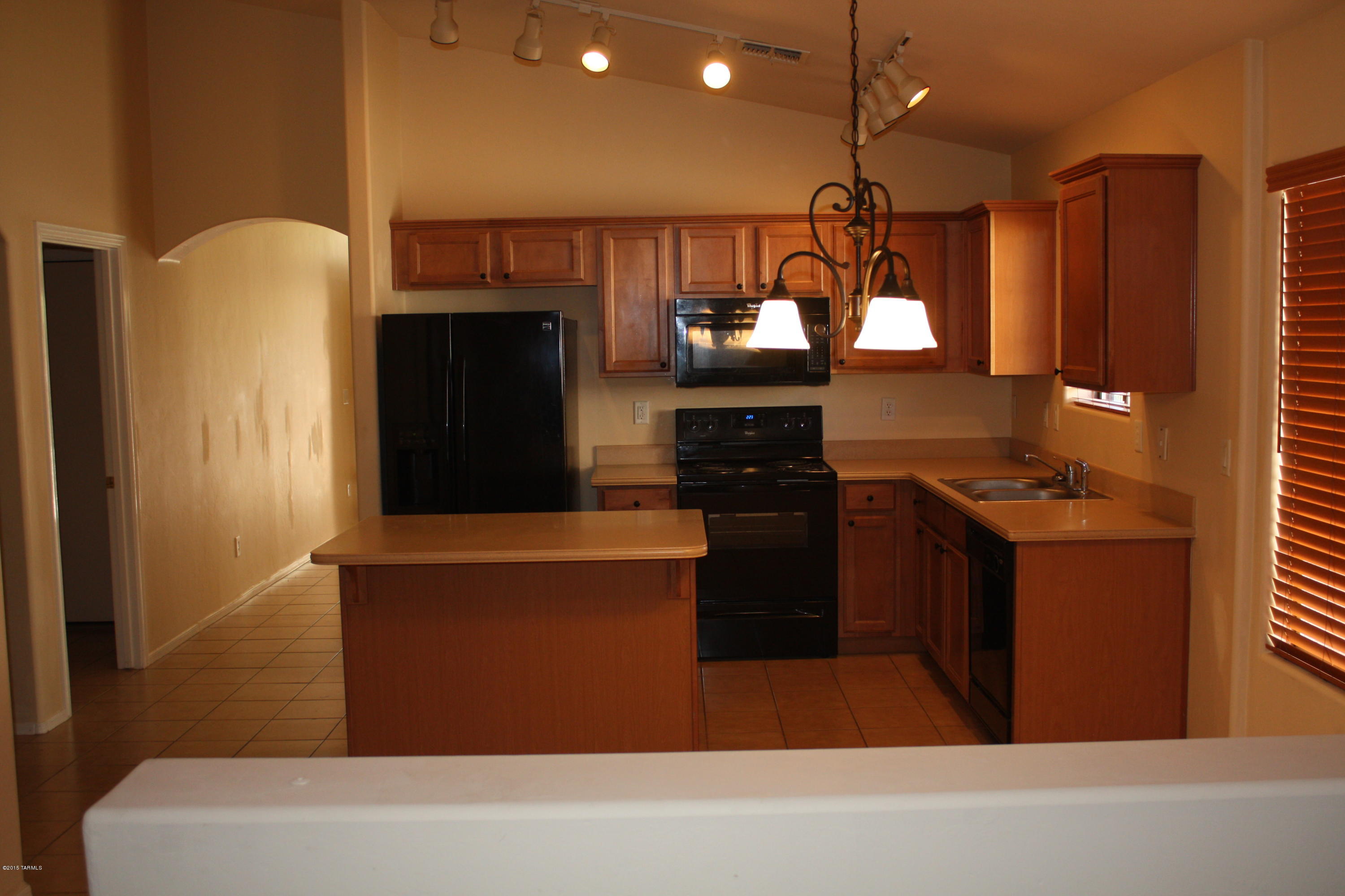 Rancho Del Lago (608-1030) - Residential Lease