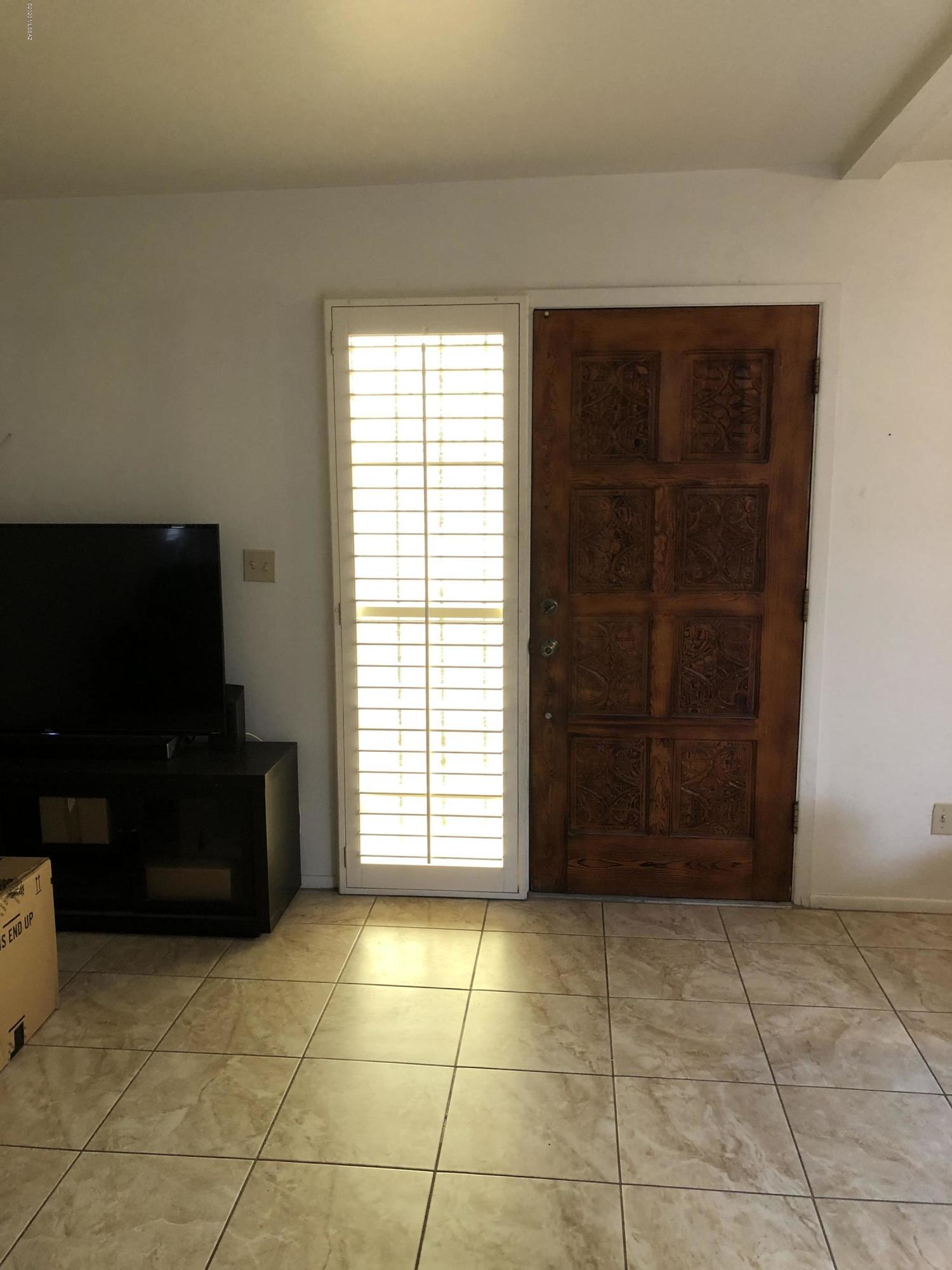 Pueblo Villas East (1-36) - Residential