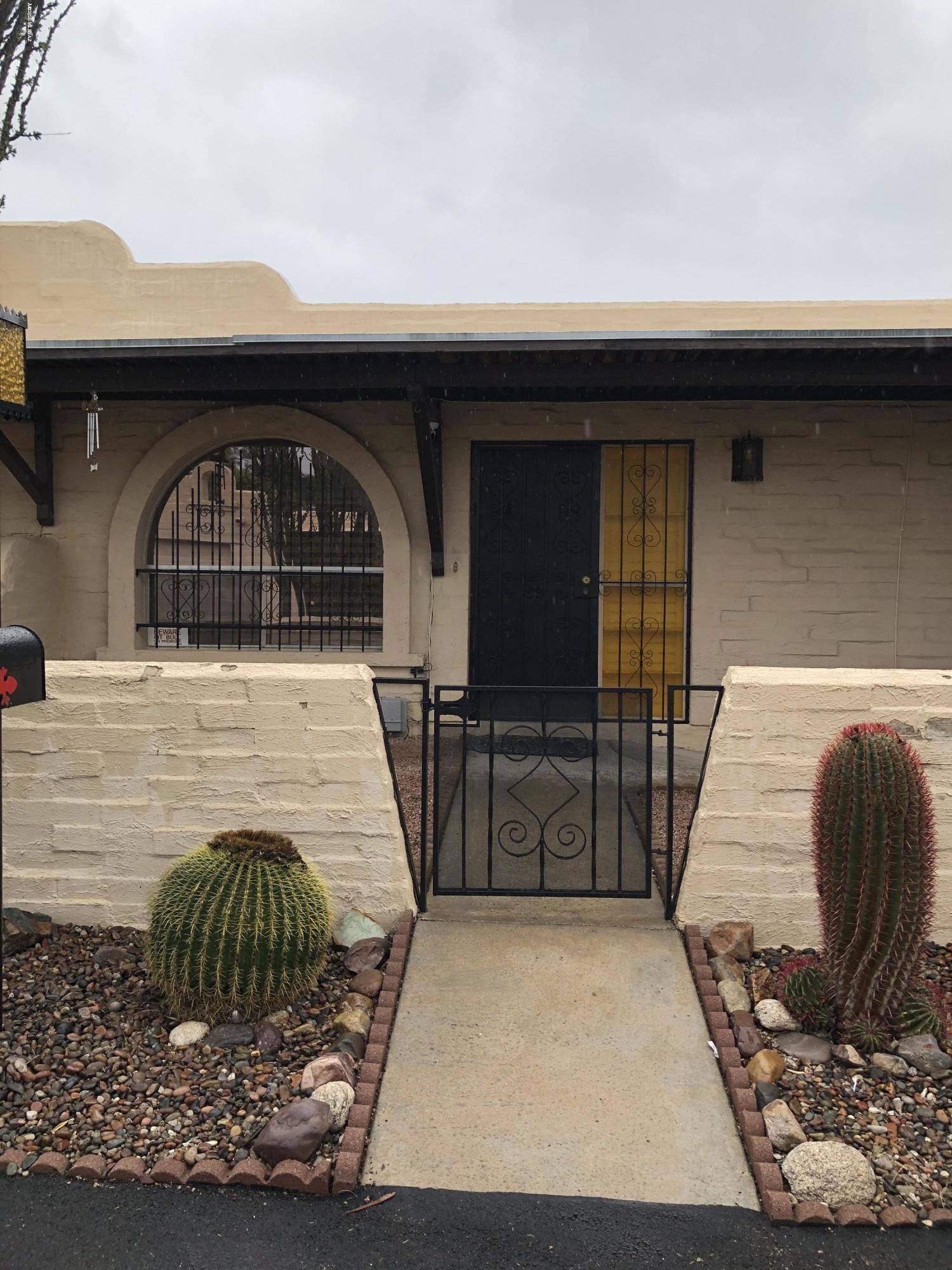 Pueblo Villas East (1-36) - Residential