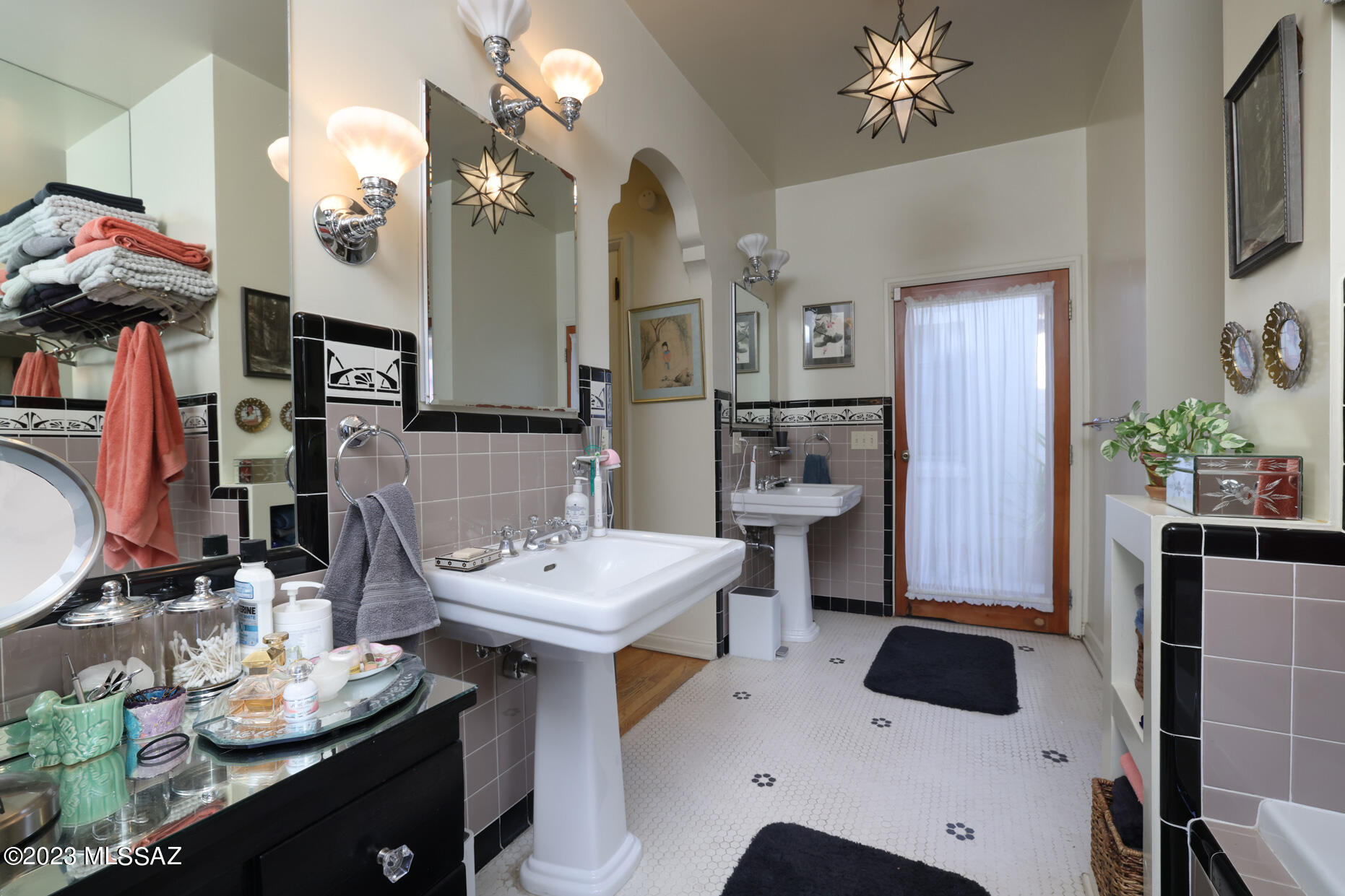 El Encanto Estates - Residential