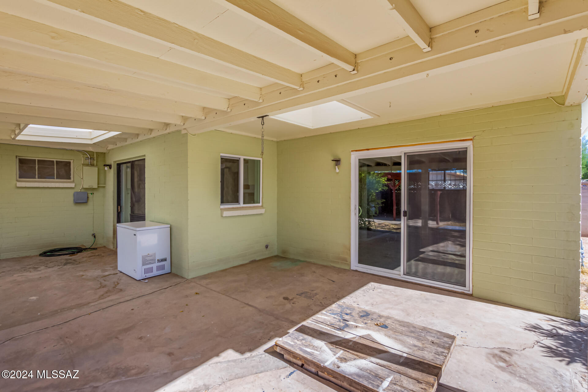 Mission Manor NO. 4 - Residential