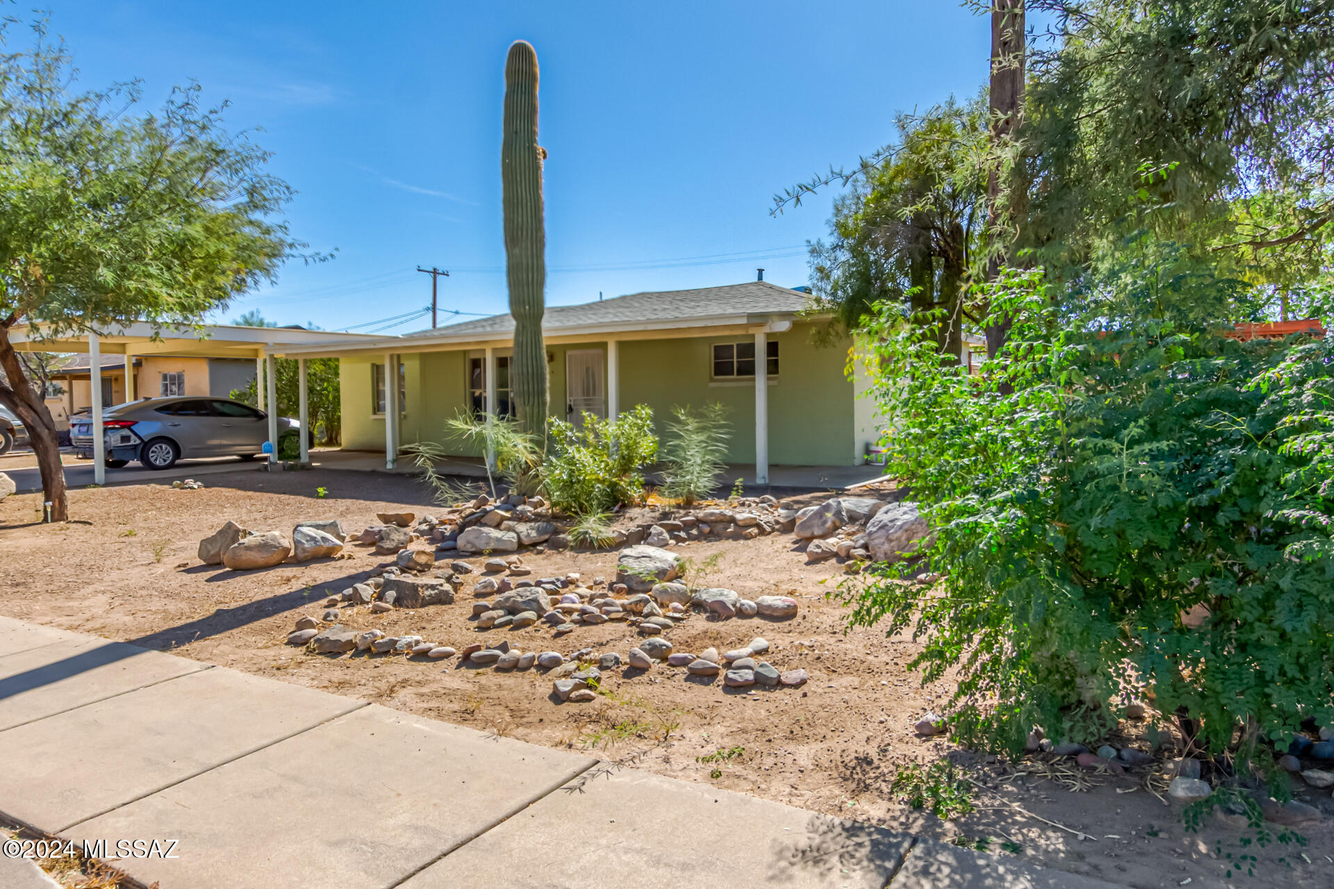 Mission Manor NO. 4 - Residential