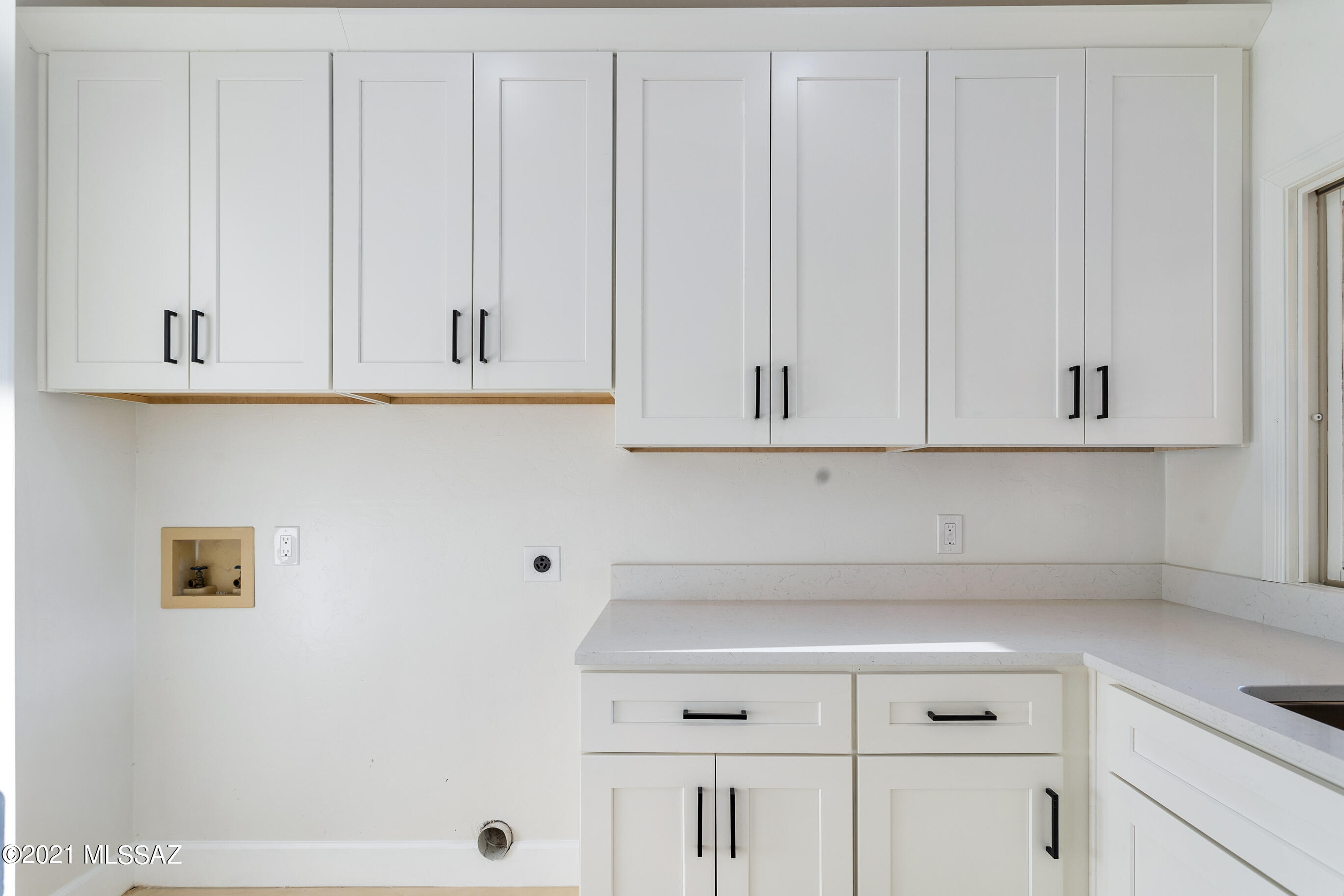 Finisterra (1-210) - Residential