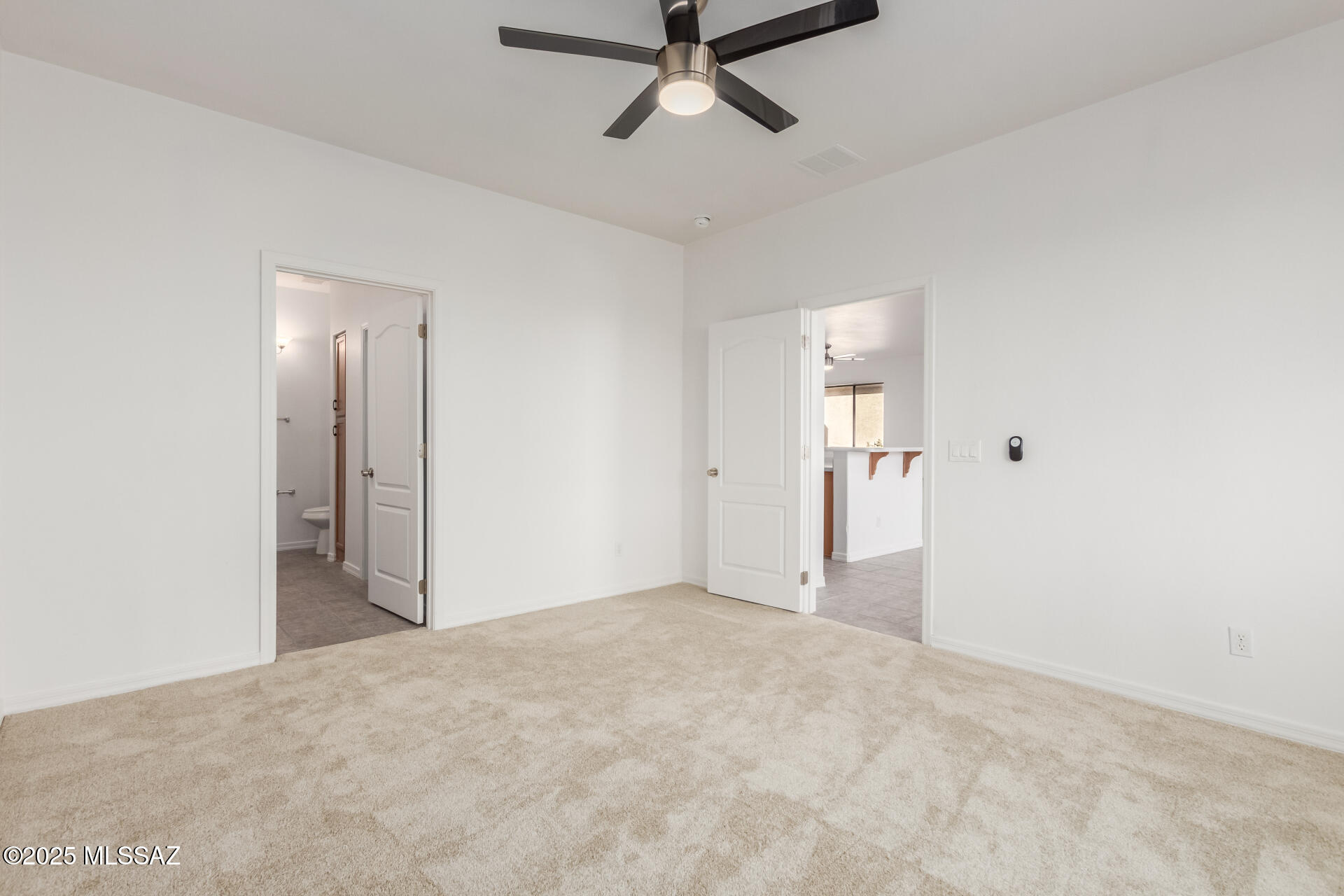 Las Campanas Village (1-111) - Residential