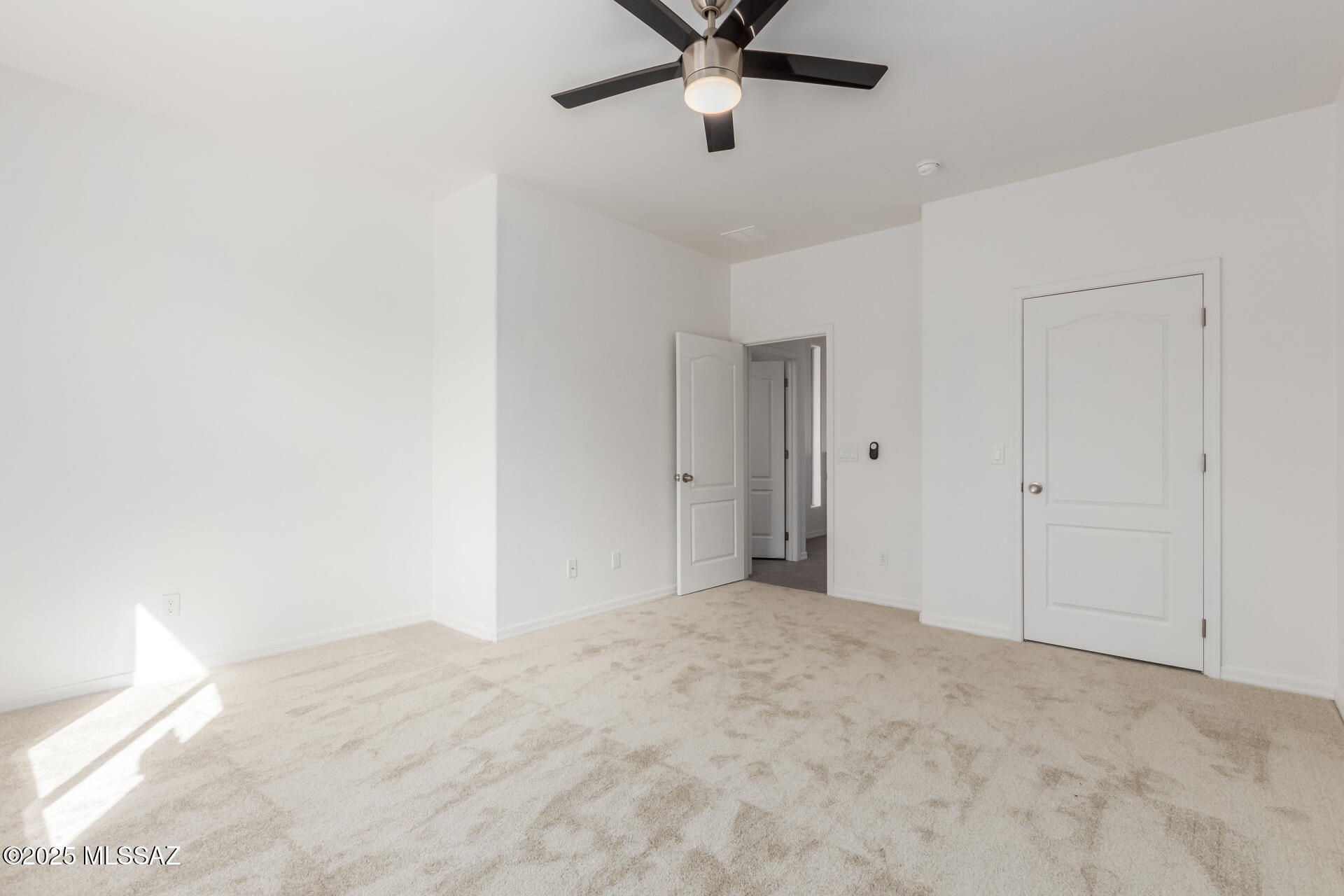 Las Campanas Village (1-111) - Residential