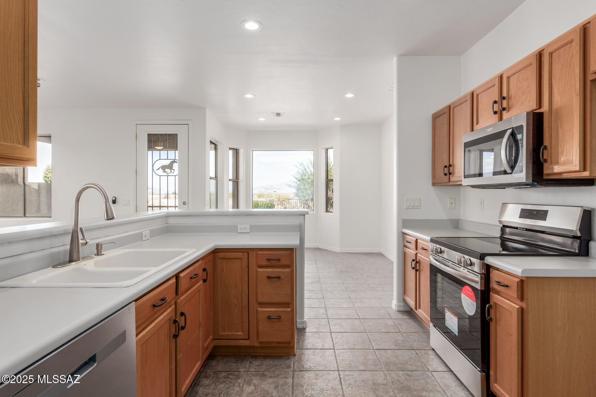 Las Campanas Village (1-111) - Residential