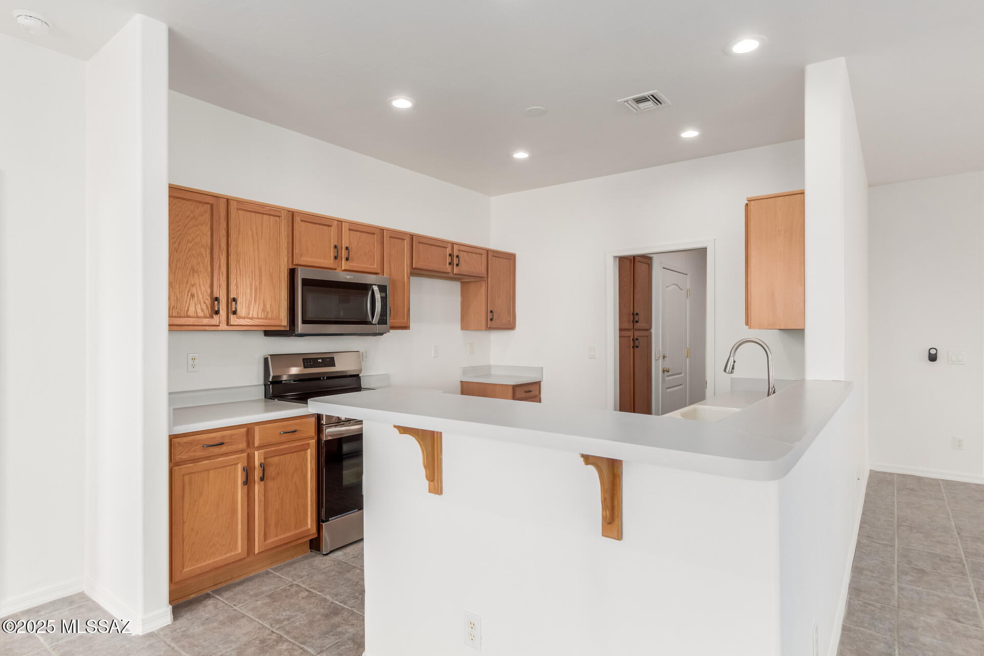 Las Campanas Village (1-111) - Residential