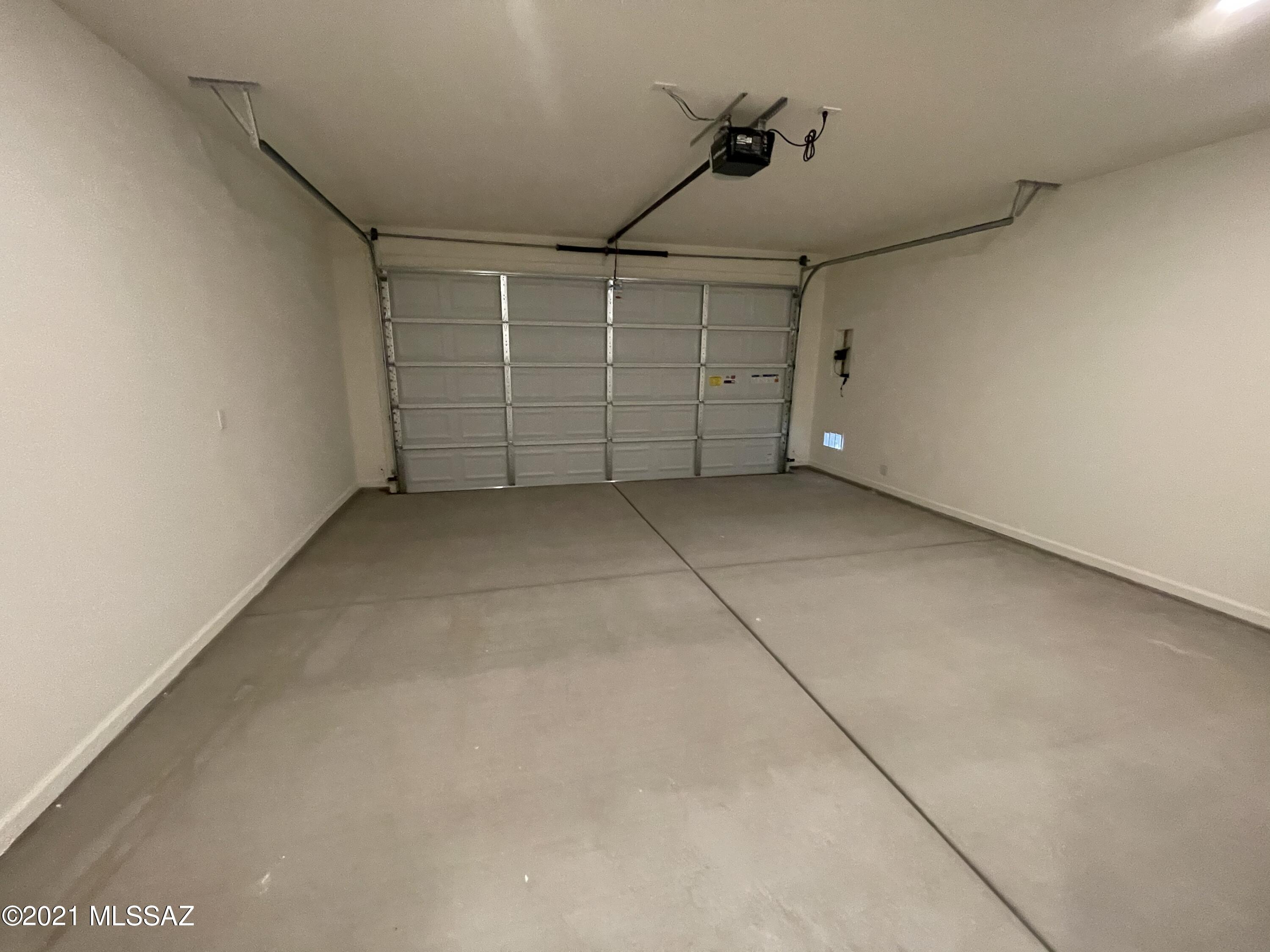 The Vistas At Rincon Knolls SQ20152600506 - Residential Lease