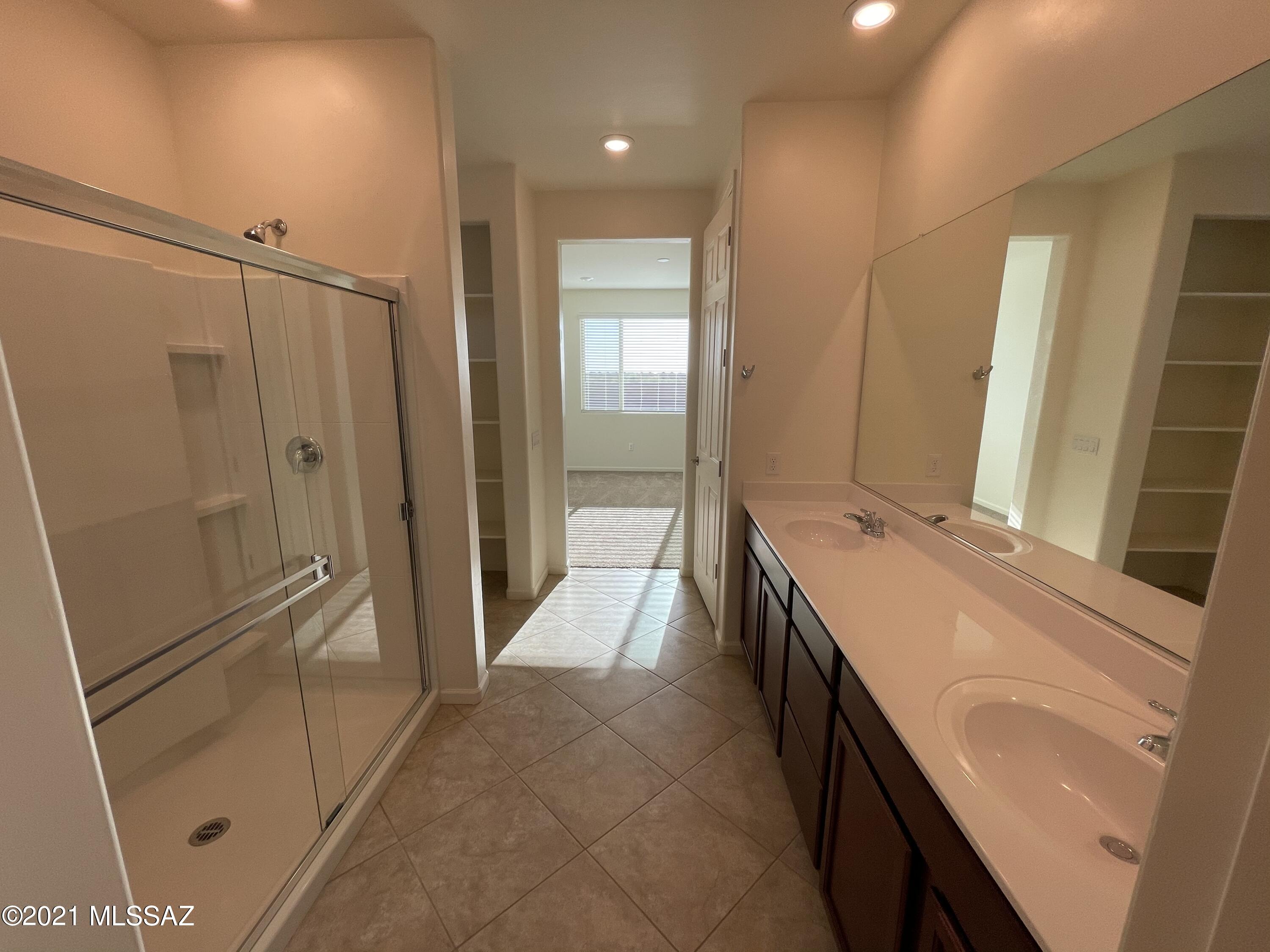 The Vistas At Rincon Knolls SQ20152600506 - Residential Lease