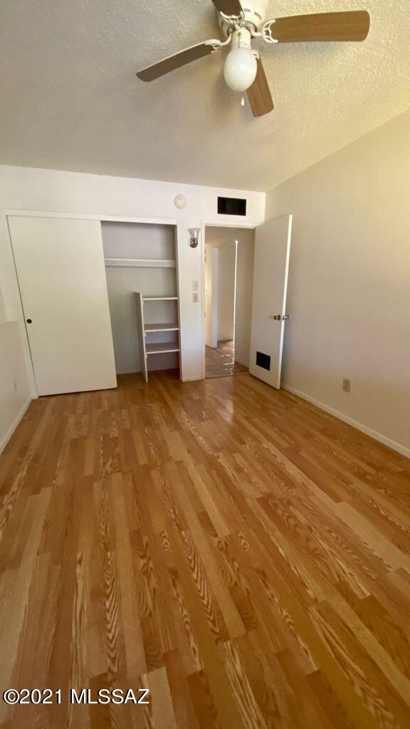 Casas De Abril NO. 1 (1-6) - Residential