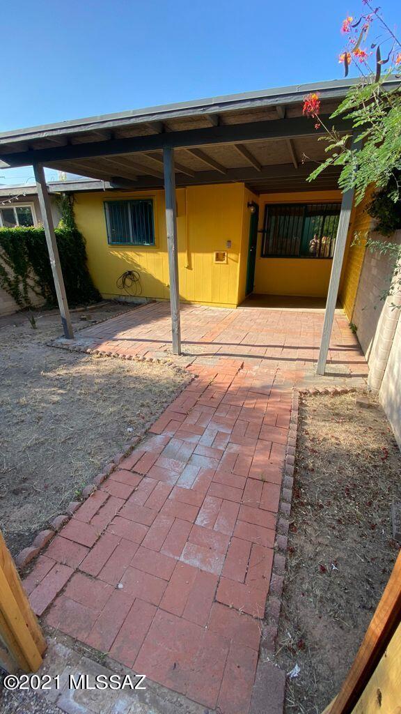 Casas De Abril NO. 1 (1-6) - Residential