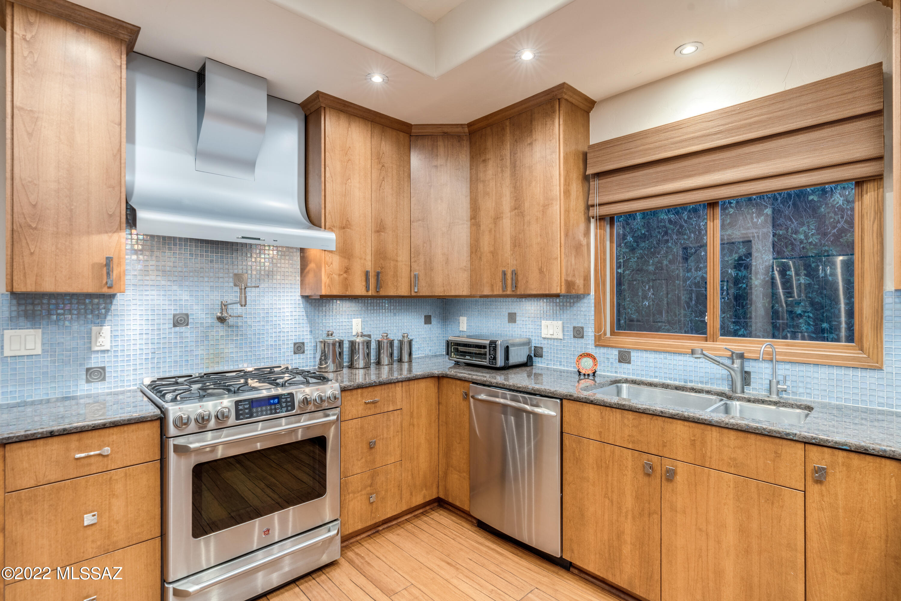 Paloma Del Sol (1-50) - Residential