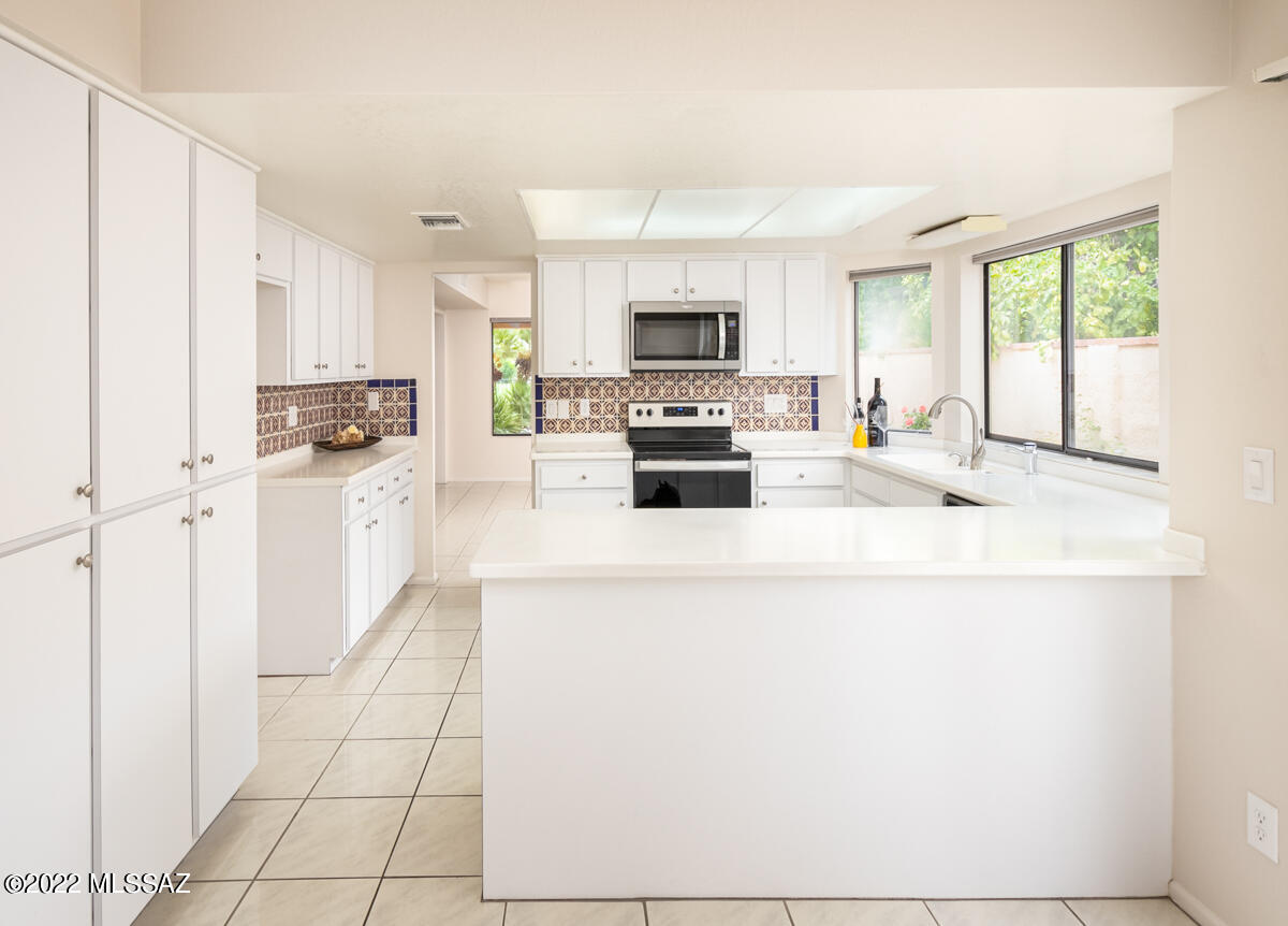 Tucson National Townhomes West II (1-81) - Residential
