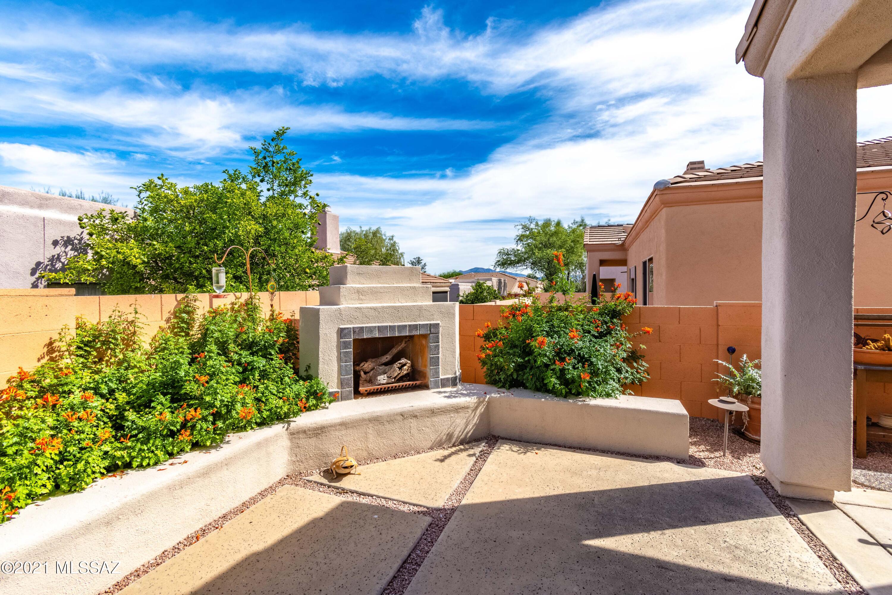 Rancho Esperero (1-343) - Residential