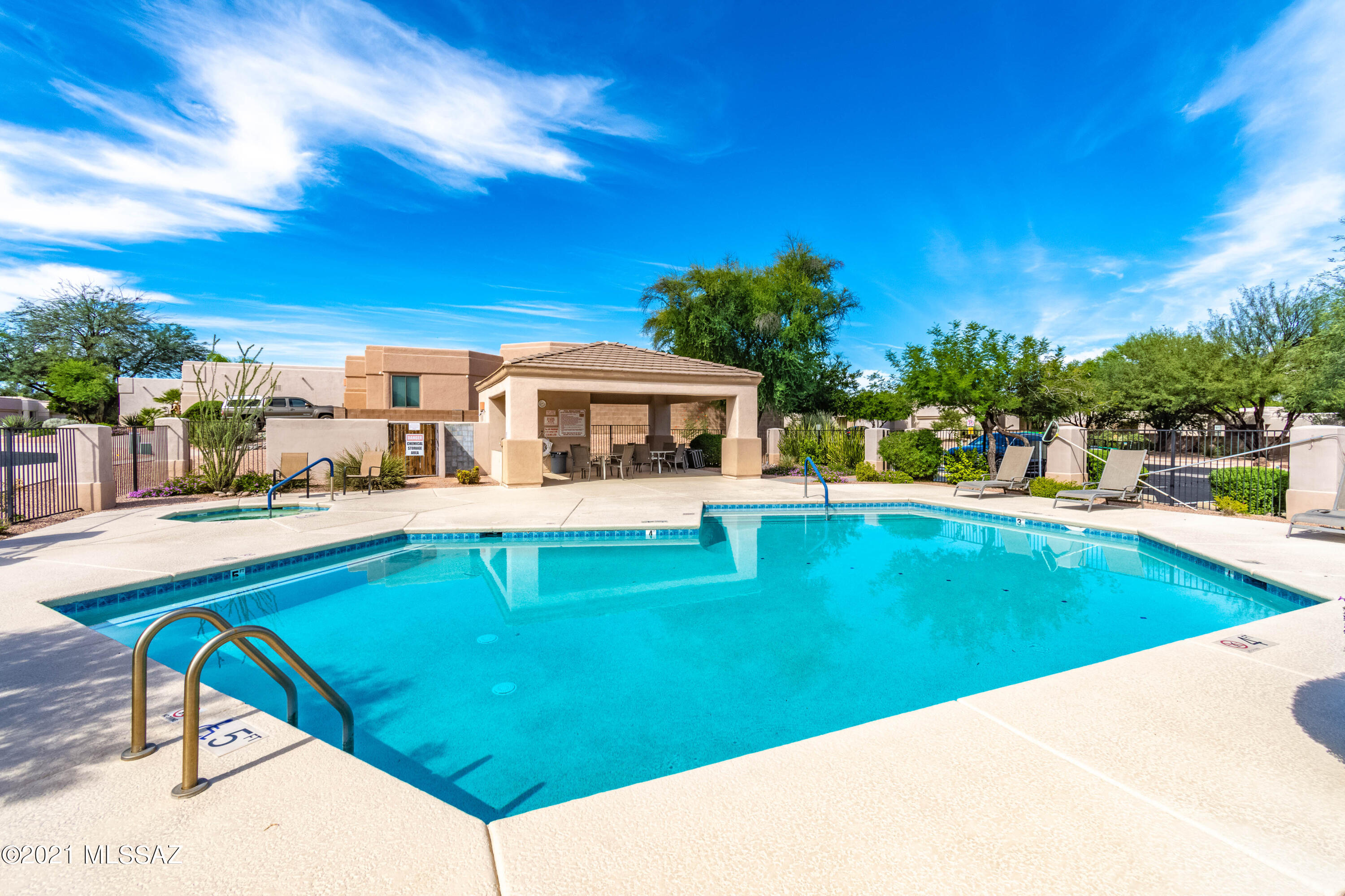 Rancho Esperero (1-343) - Residential