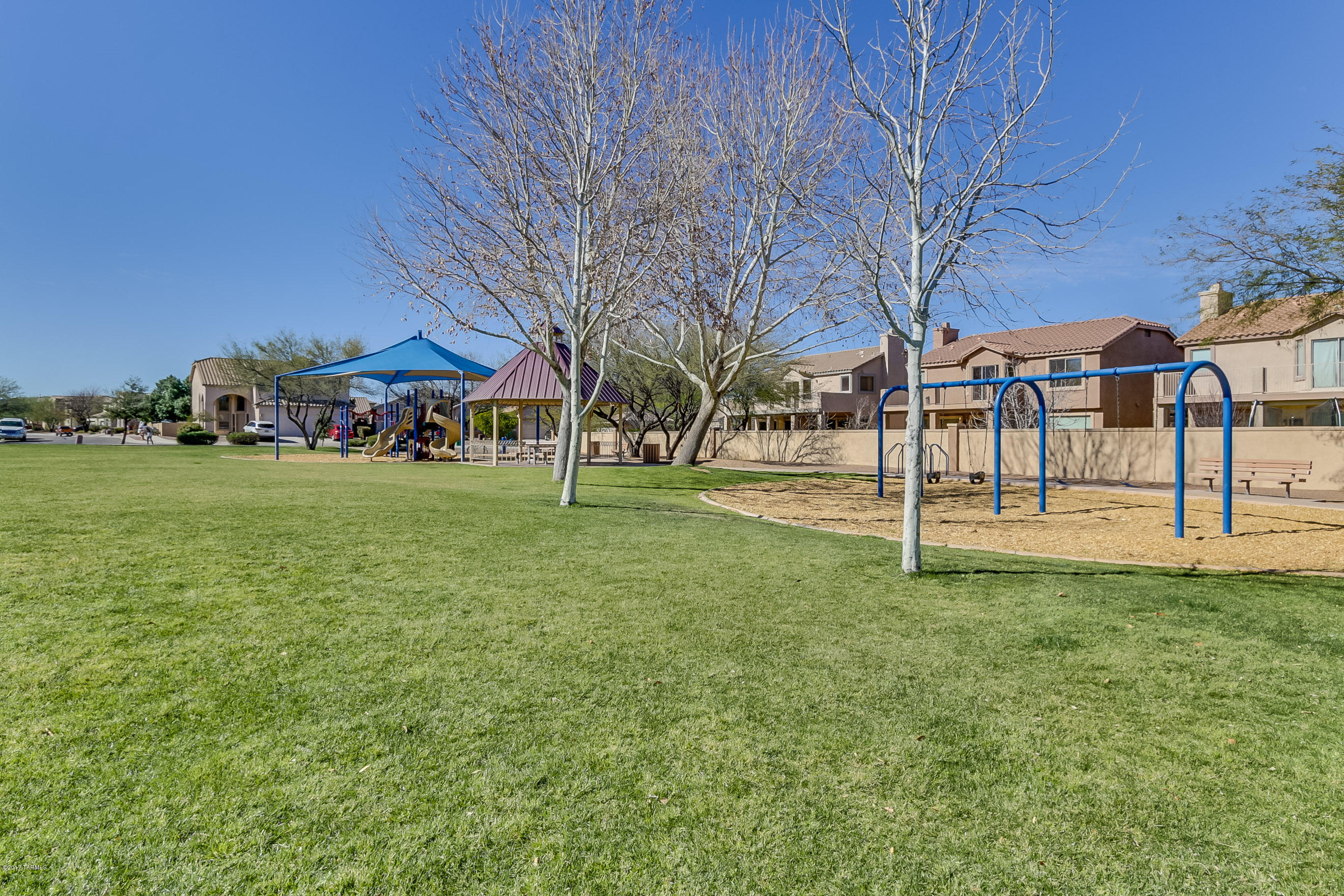 Presidio De Cancion (1-200) - Residential