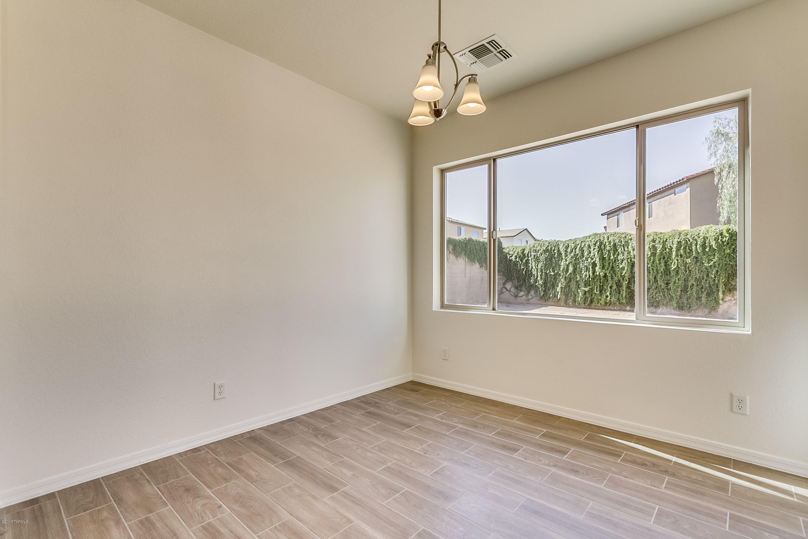Presidio De Cancion (1-200) - Residential