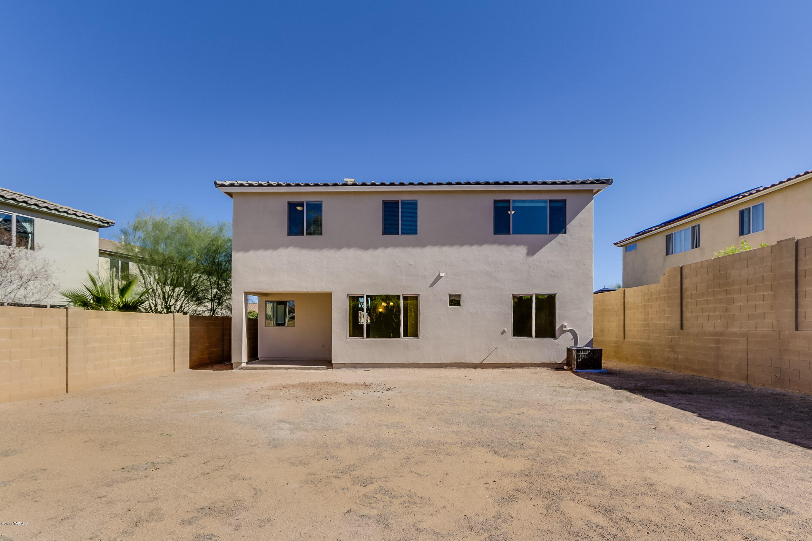 Presidio De Cancion (1-200) - Residential