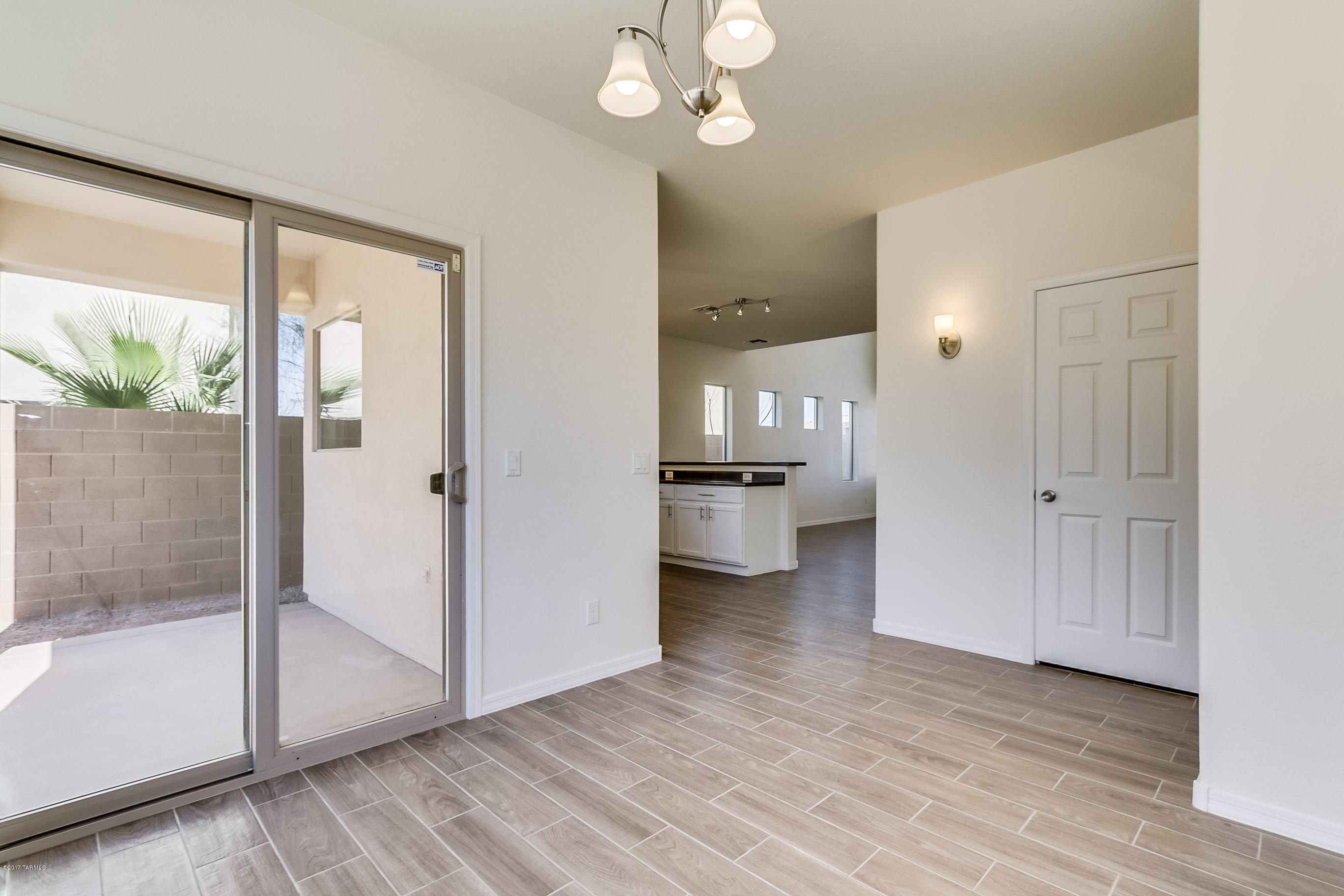 Presidio De Cancion (1-200) - Residential