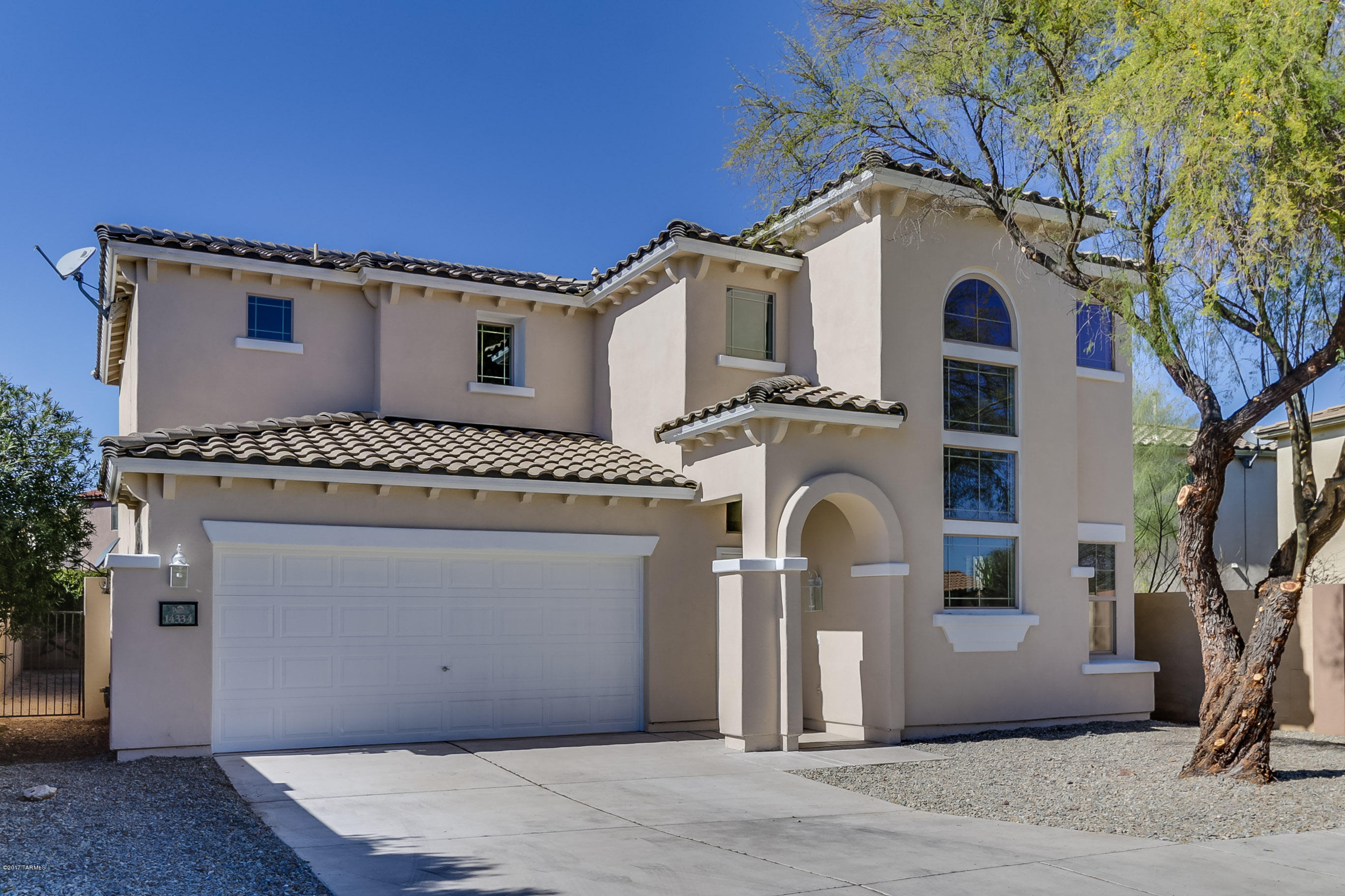 Presidio De Cancion (1-200) - Residential