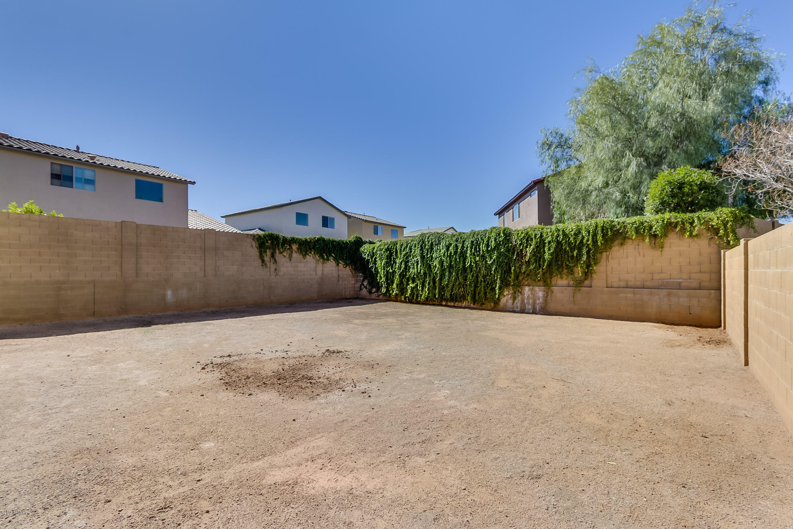 Presidio De Cancion (1-200) - Residential