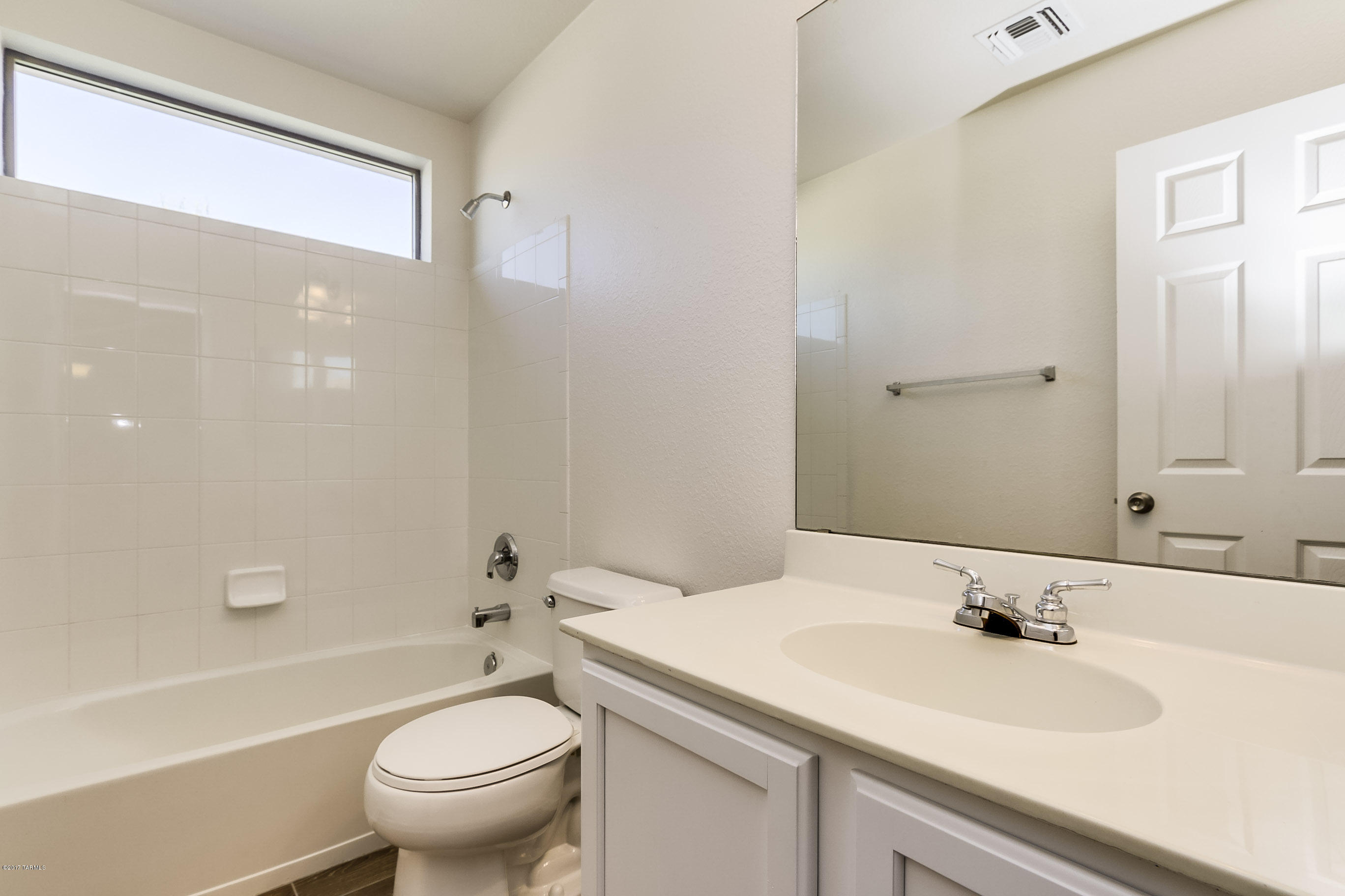 Presidio De Cancion (1-200) - Residential