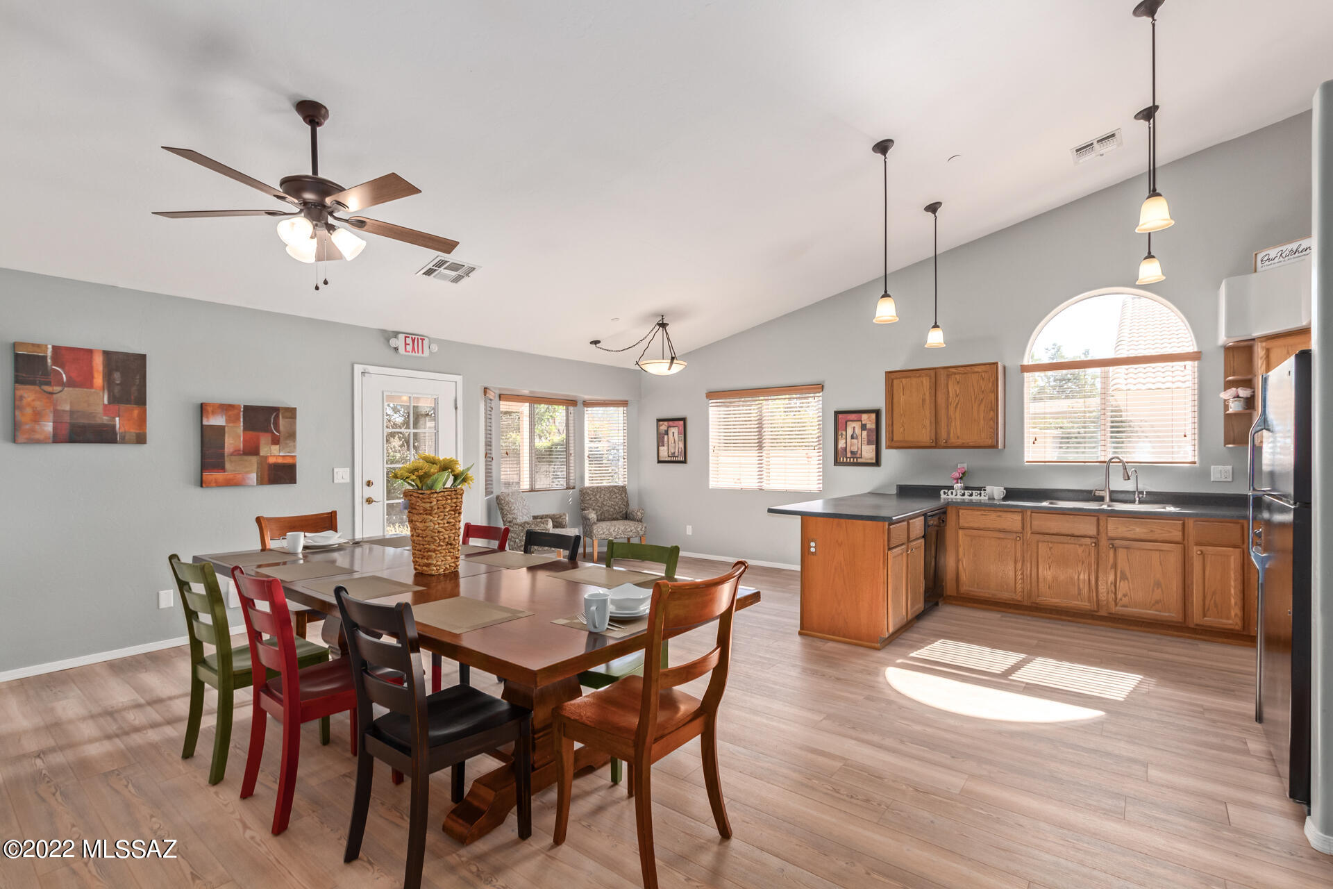 Thornydale Terrace(1-104) - Residential