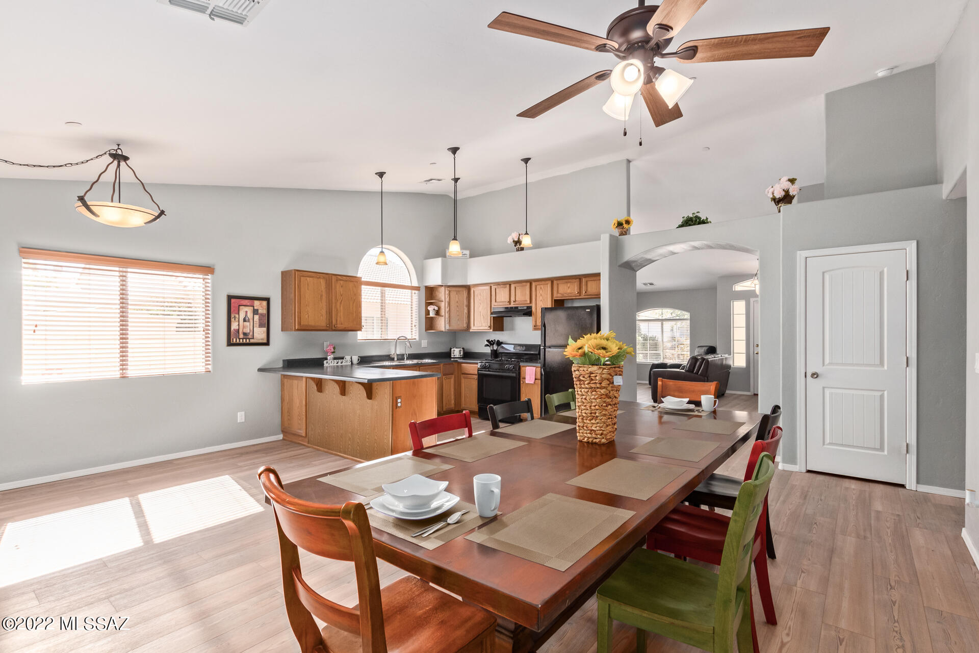 Thornydale Terrace(1-104) - Residential