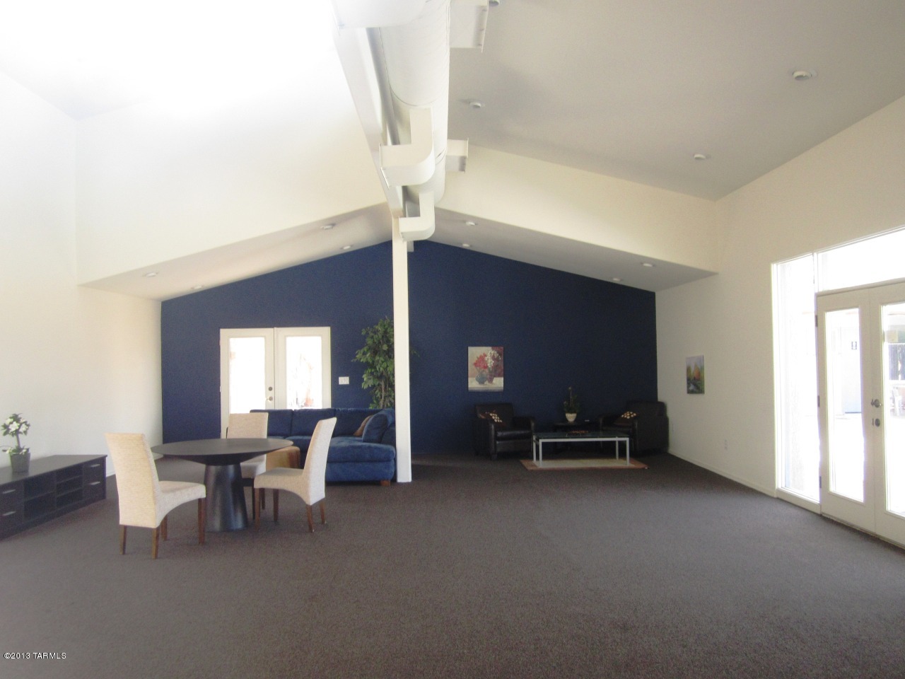 Villa Venice Condos - Residential Lease